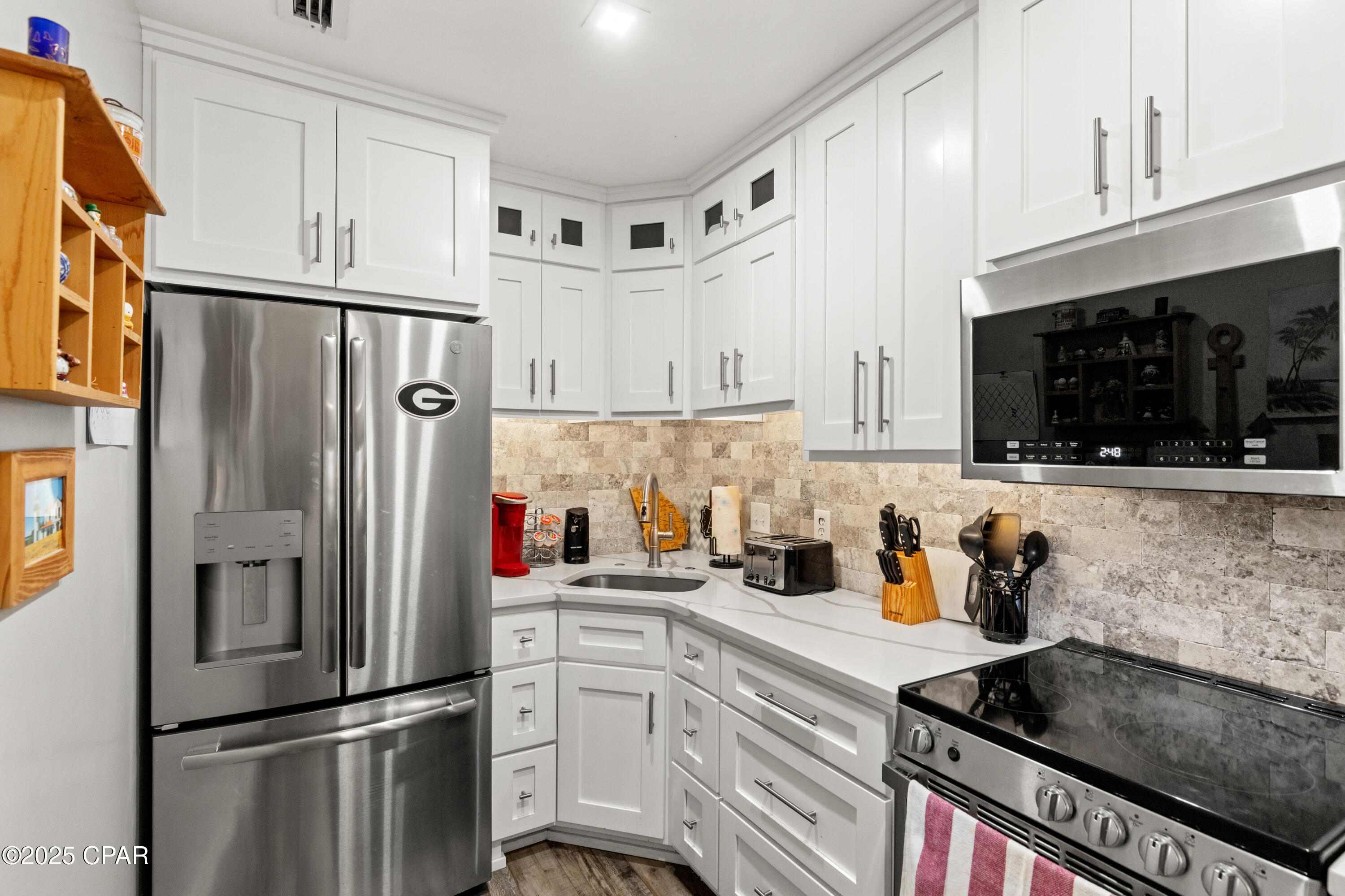 Image 10 For 17462 Front Beach Road 24c