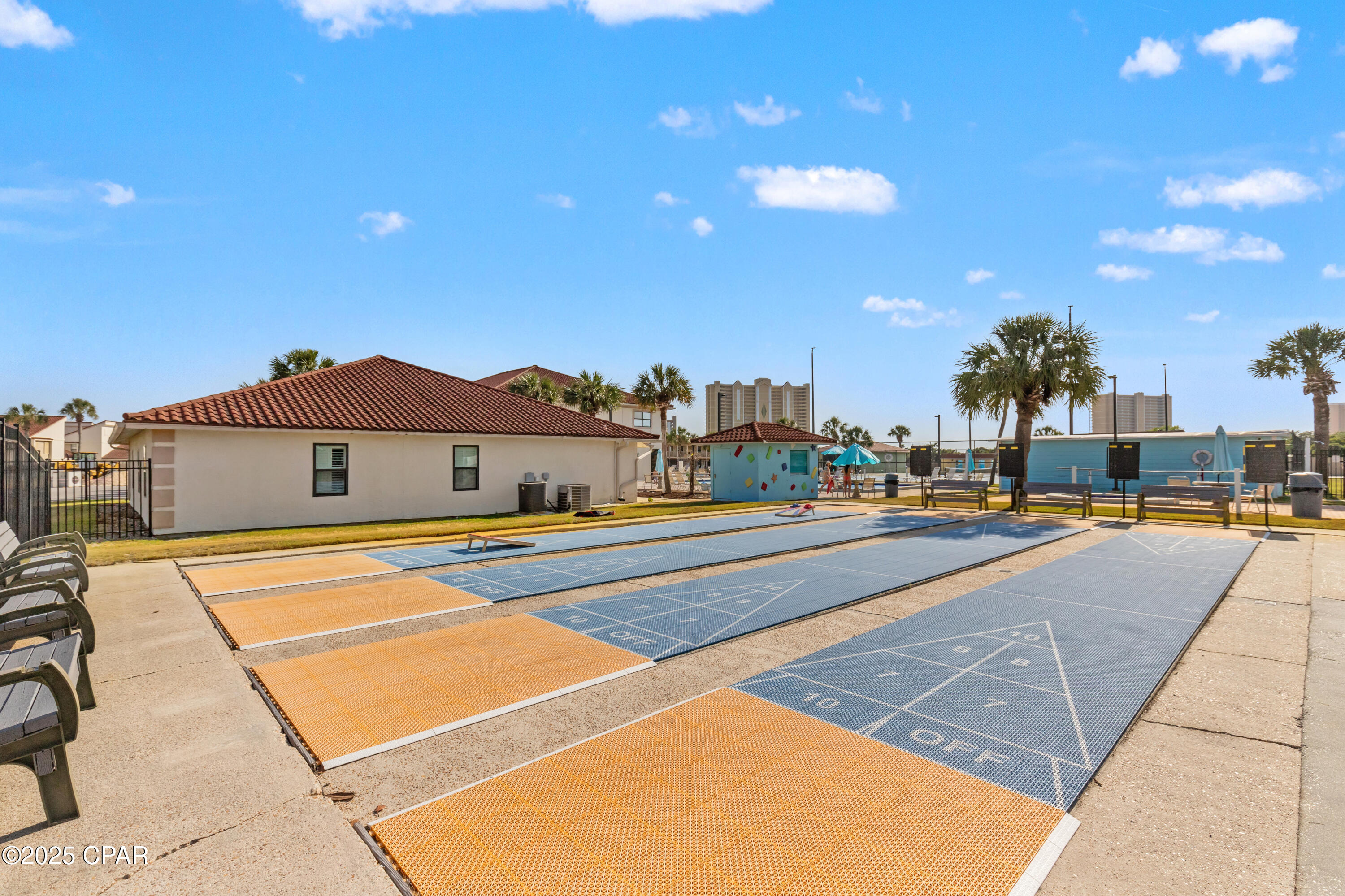 Image 23 For 17462 Front Beach Road 24c