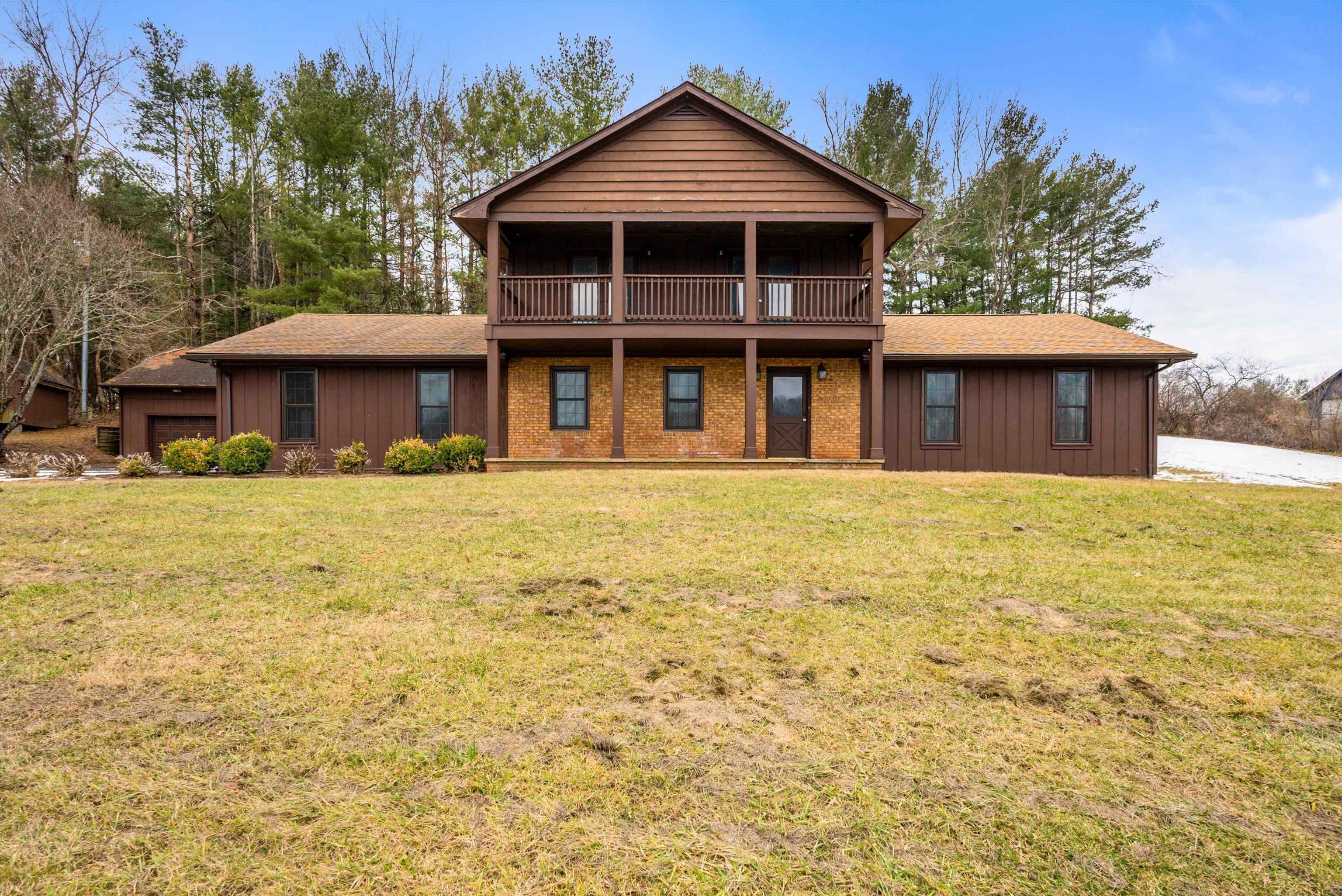 2064 Churchville Ave