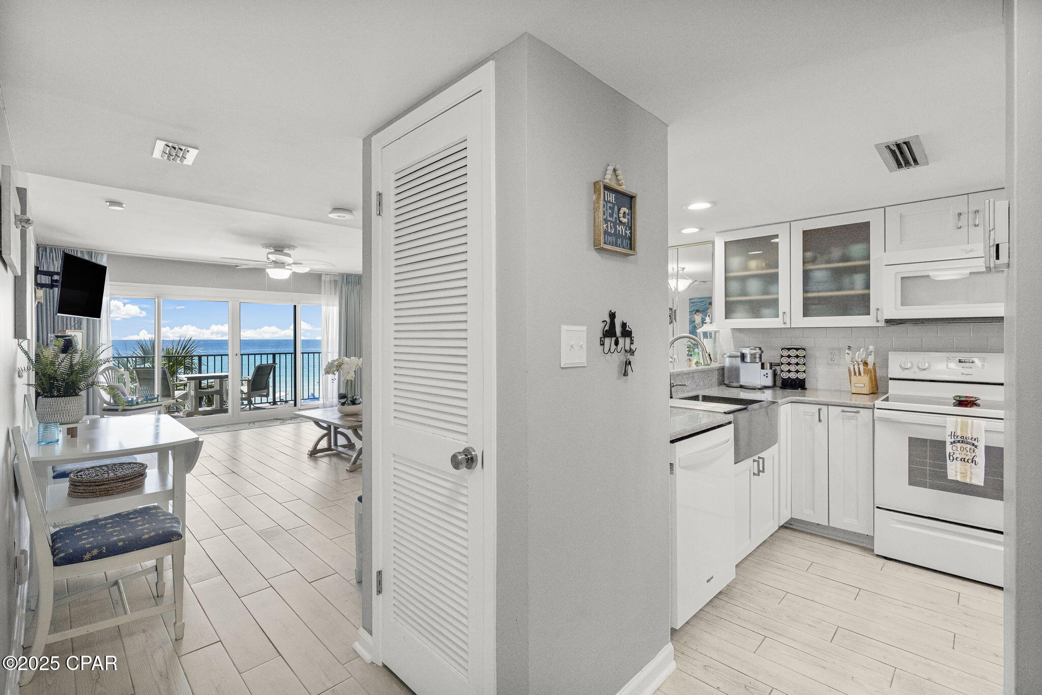 Image 21 For 4715 Thomas Drive 310a