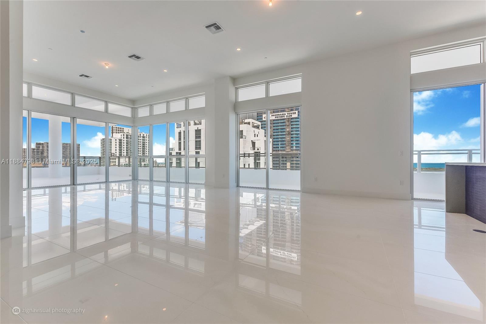 Apartamento para Alugar em Miami, FL