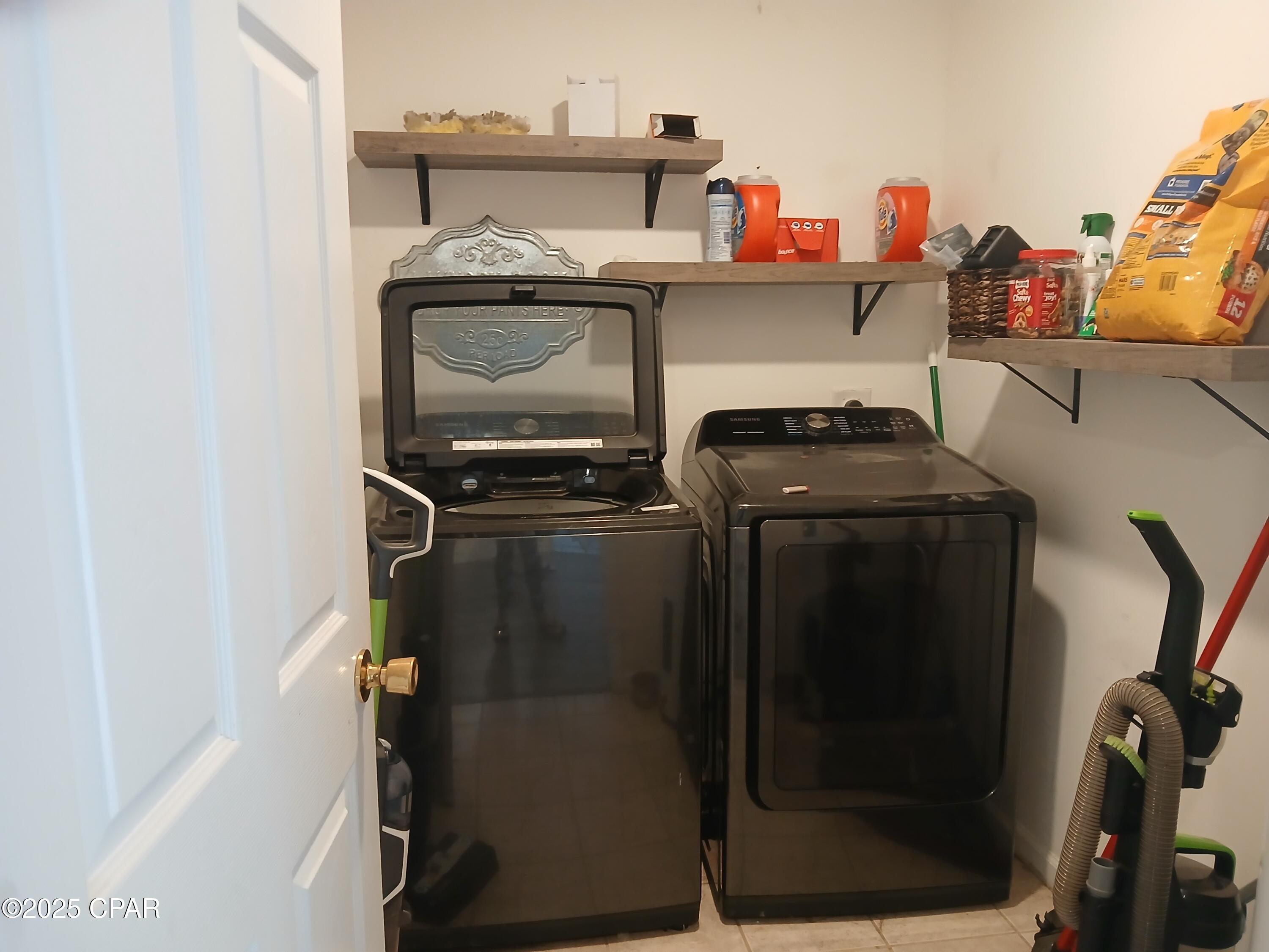 Image 15 For 7912 Campflowers Road