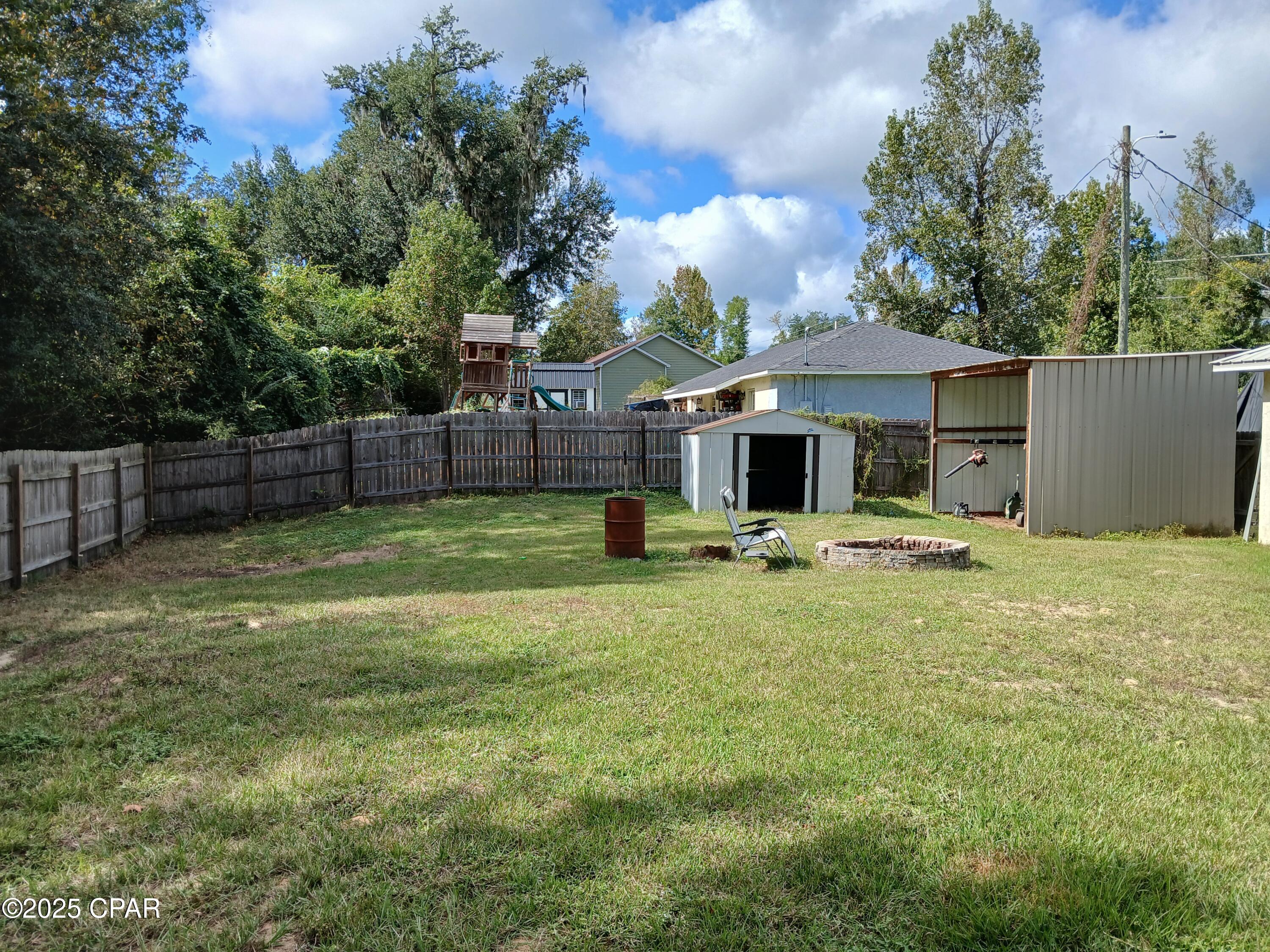 Image 32 For 7912 Campflowers Road