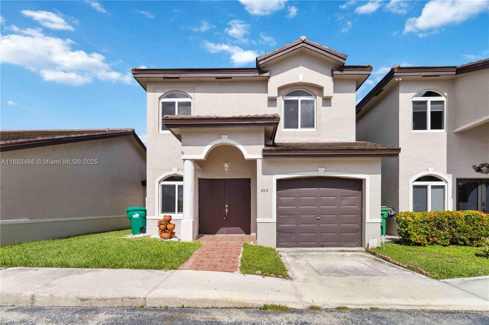 Ibis Villa At Miami Garde