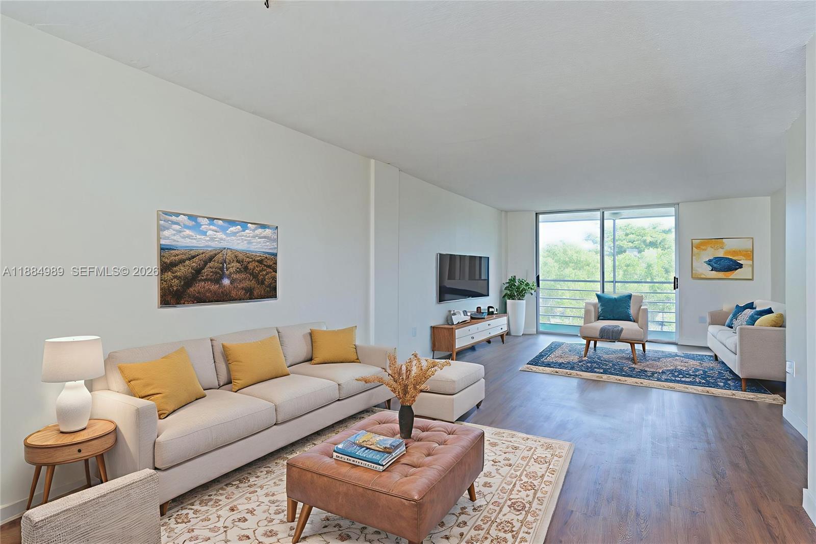 El Conquistador North Con