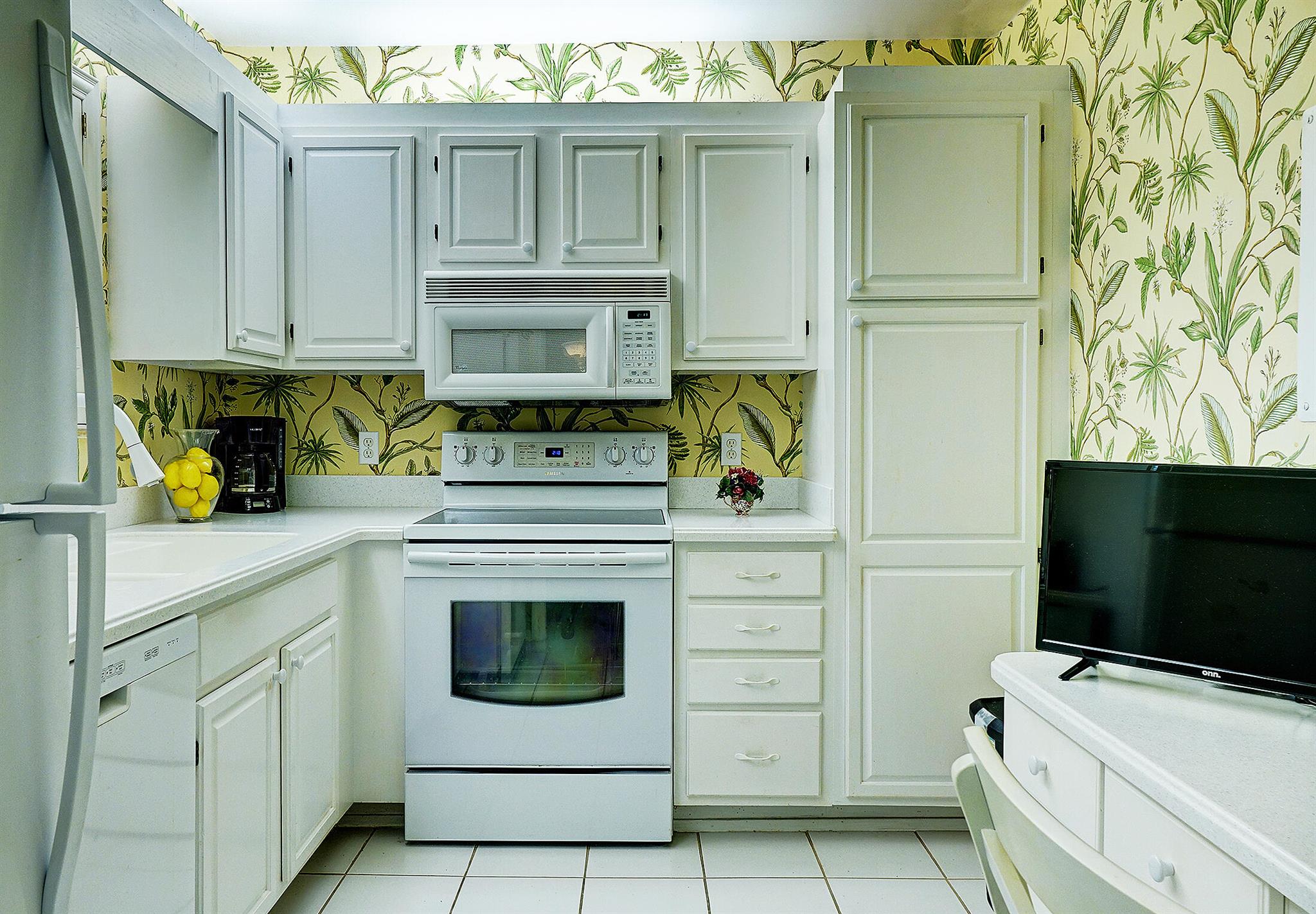 Homes for sale in Stuart, FL | 2370 Ne Ocean Boulevard #C305, Stuart, FL 34996 | MLS# R11126990