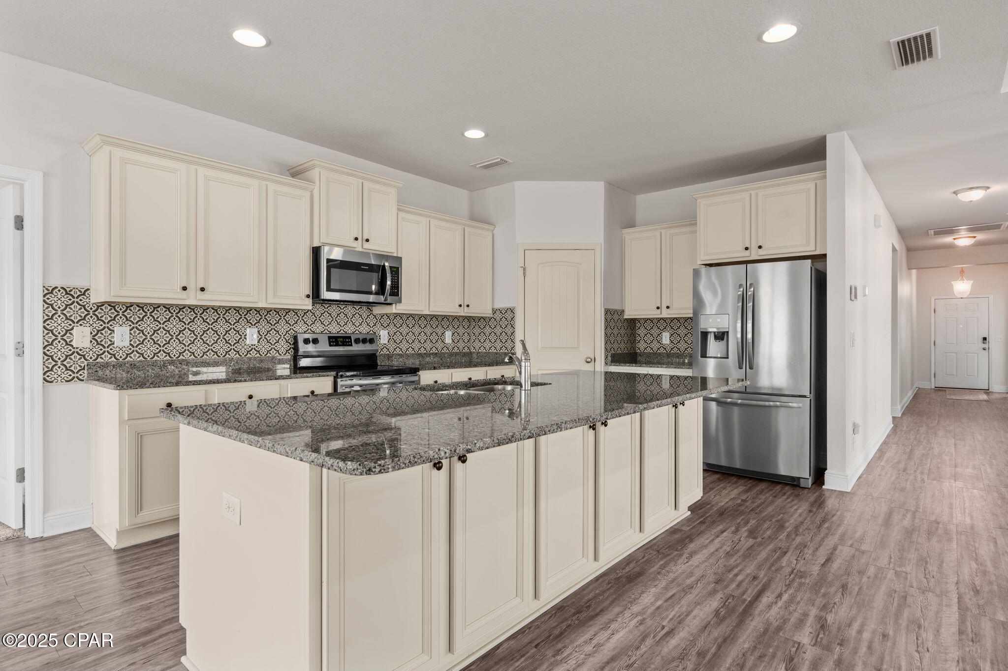 Image 37 For 201 Bridge Harbor Drive