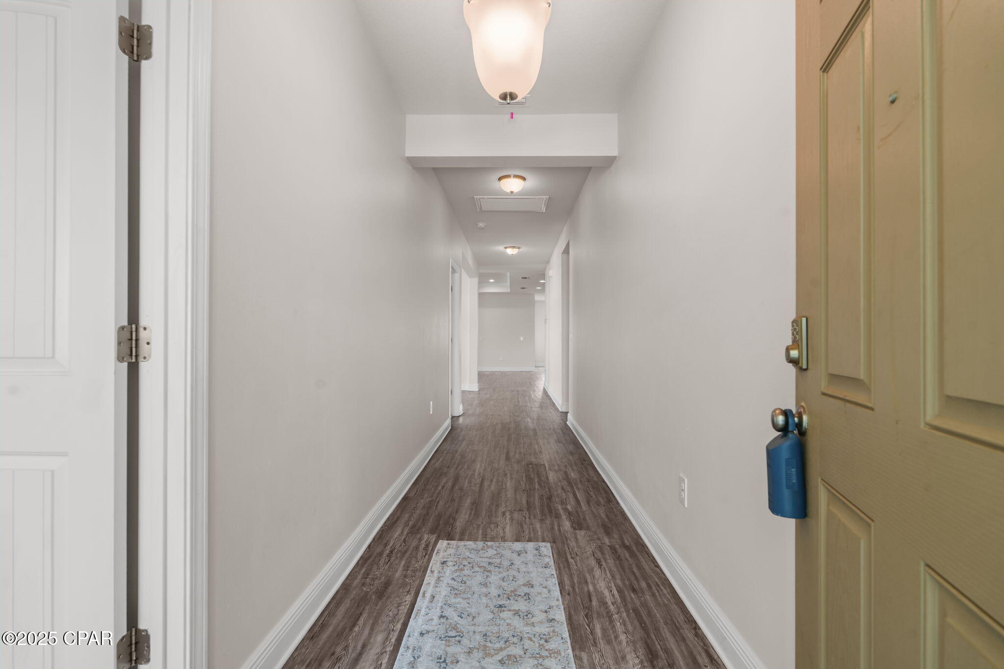 Image 6 For 201 Bridge Harbor Drive