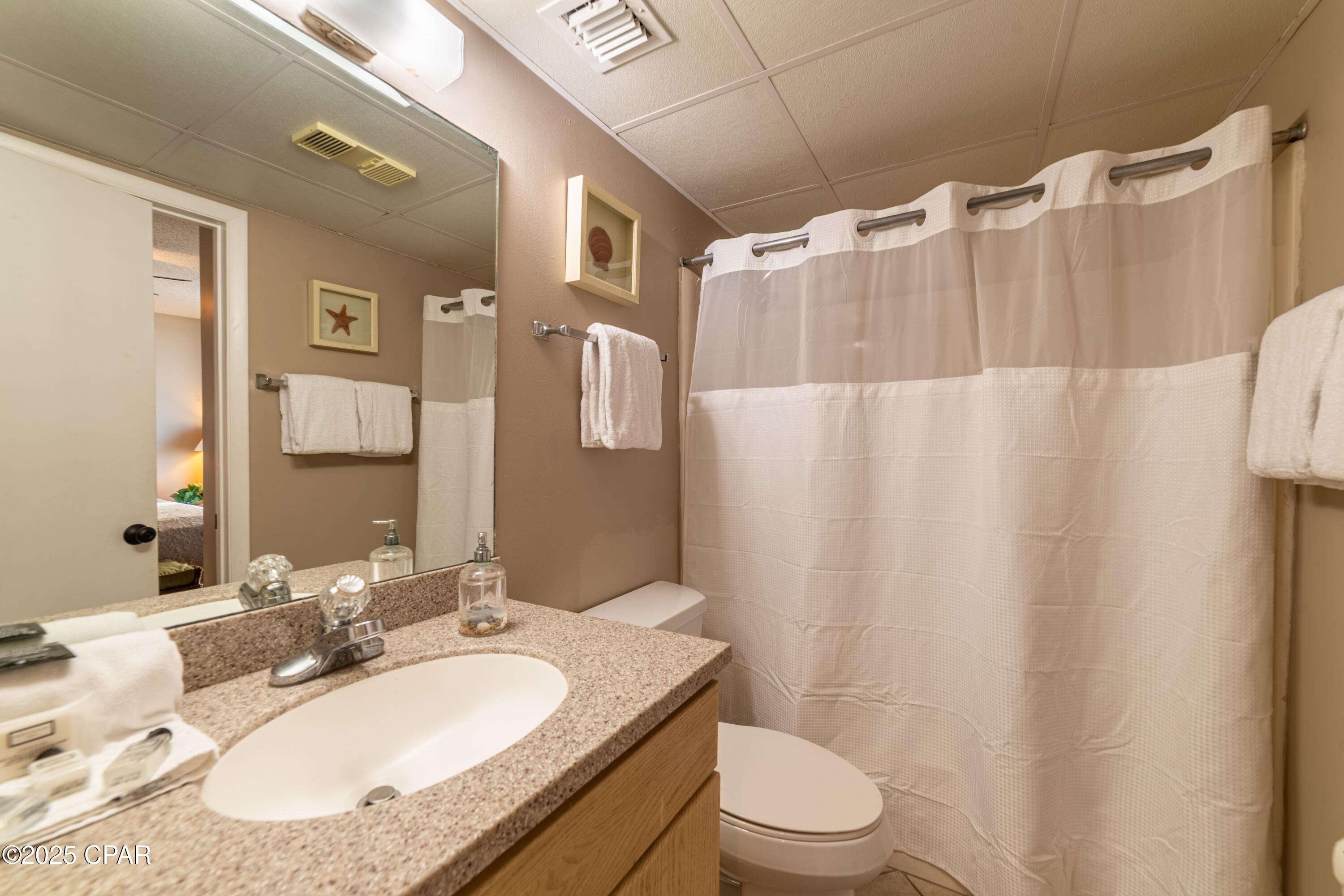 Image 15 For 11757 Front Beach Rd  W208