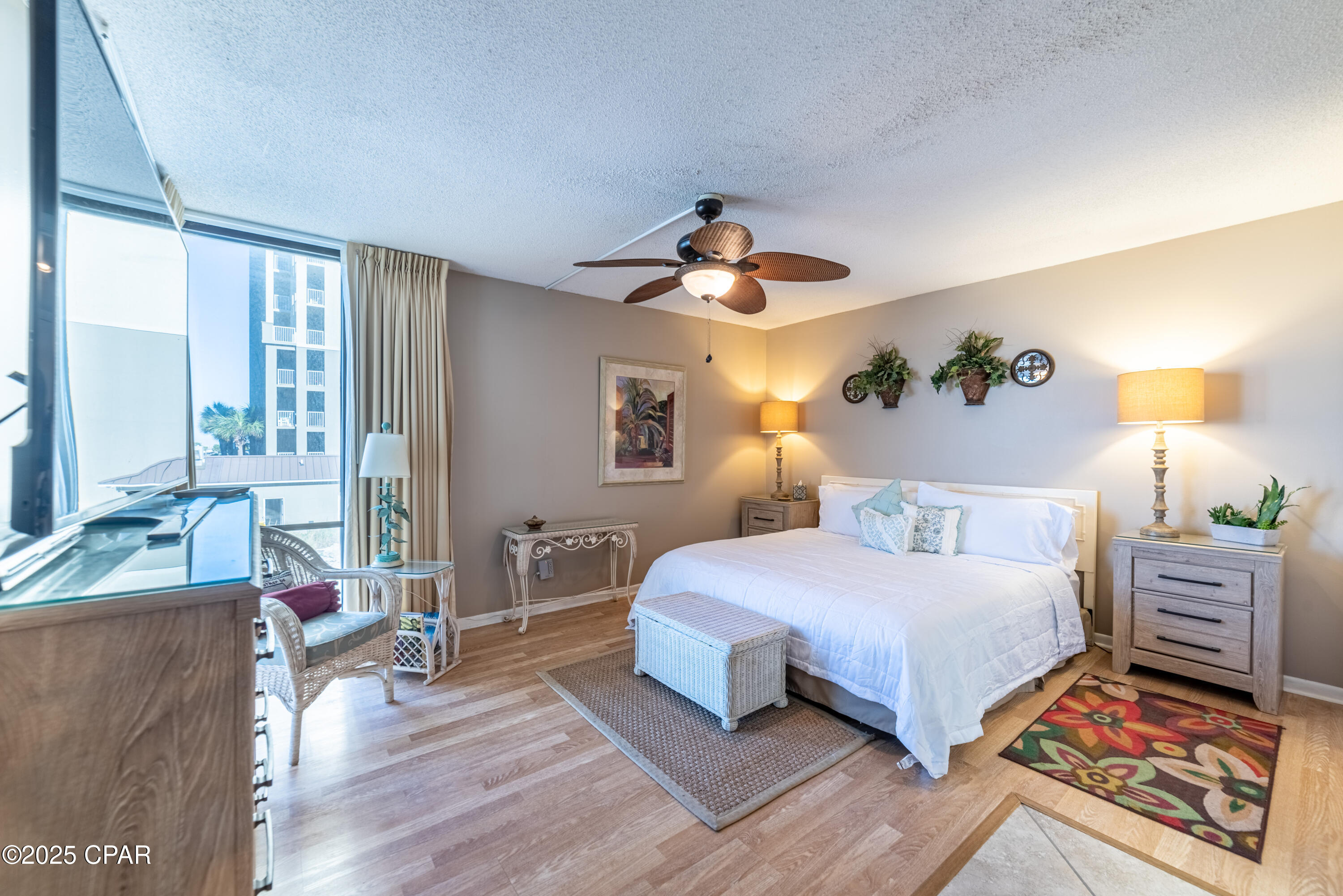 Image 18 For 11757 Front Beach Rd  W208