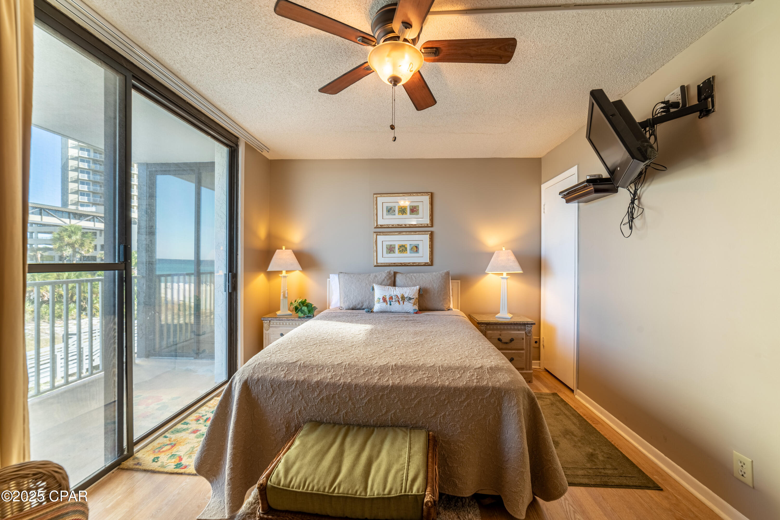 Image 22 For 11757 Front Beach Rd  W208