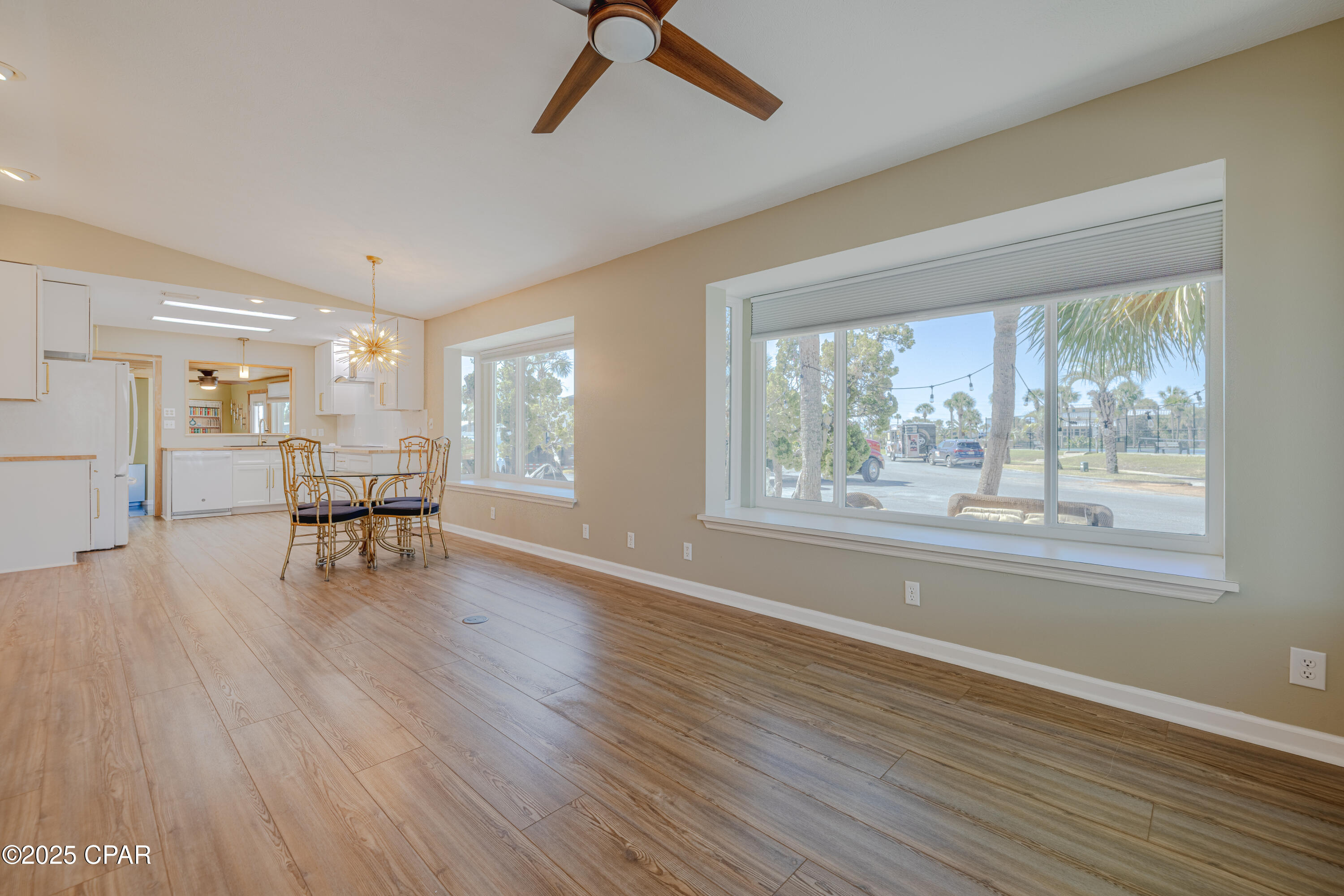 Image 14 For 001 Dolphin Lane