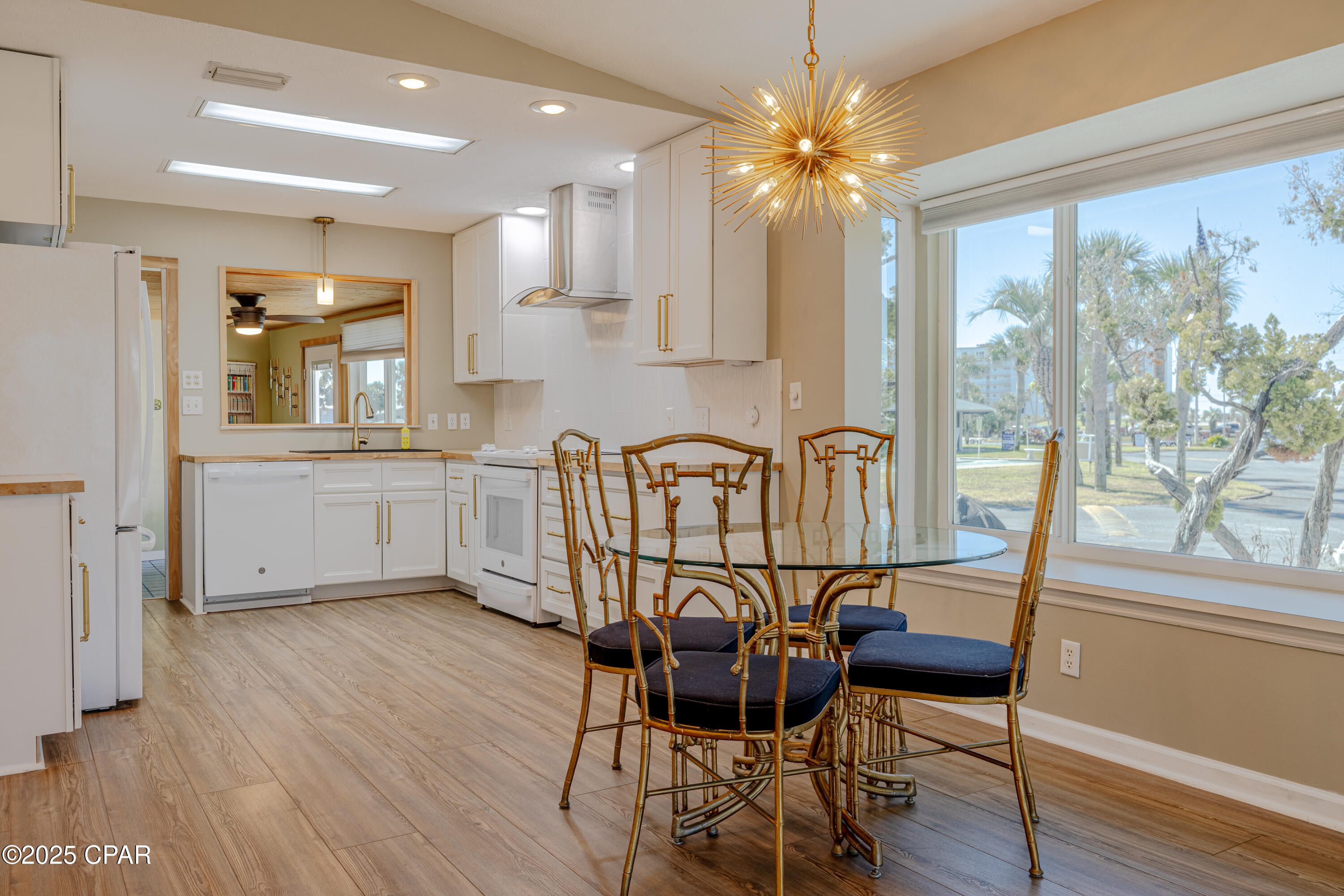 Image 16 For 001 Dolphin Lane