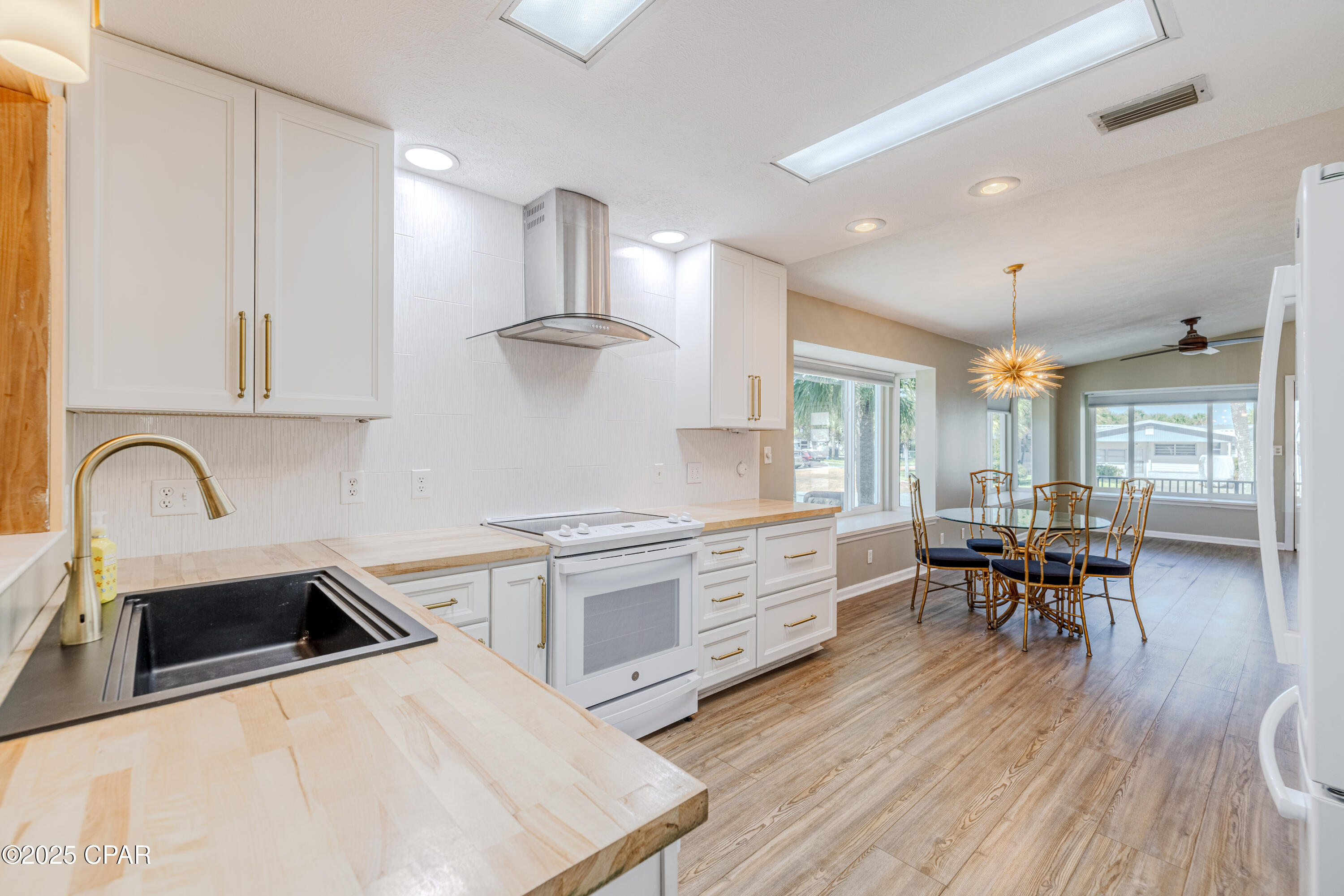 Image 23 For 001 Dolphin Lane