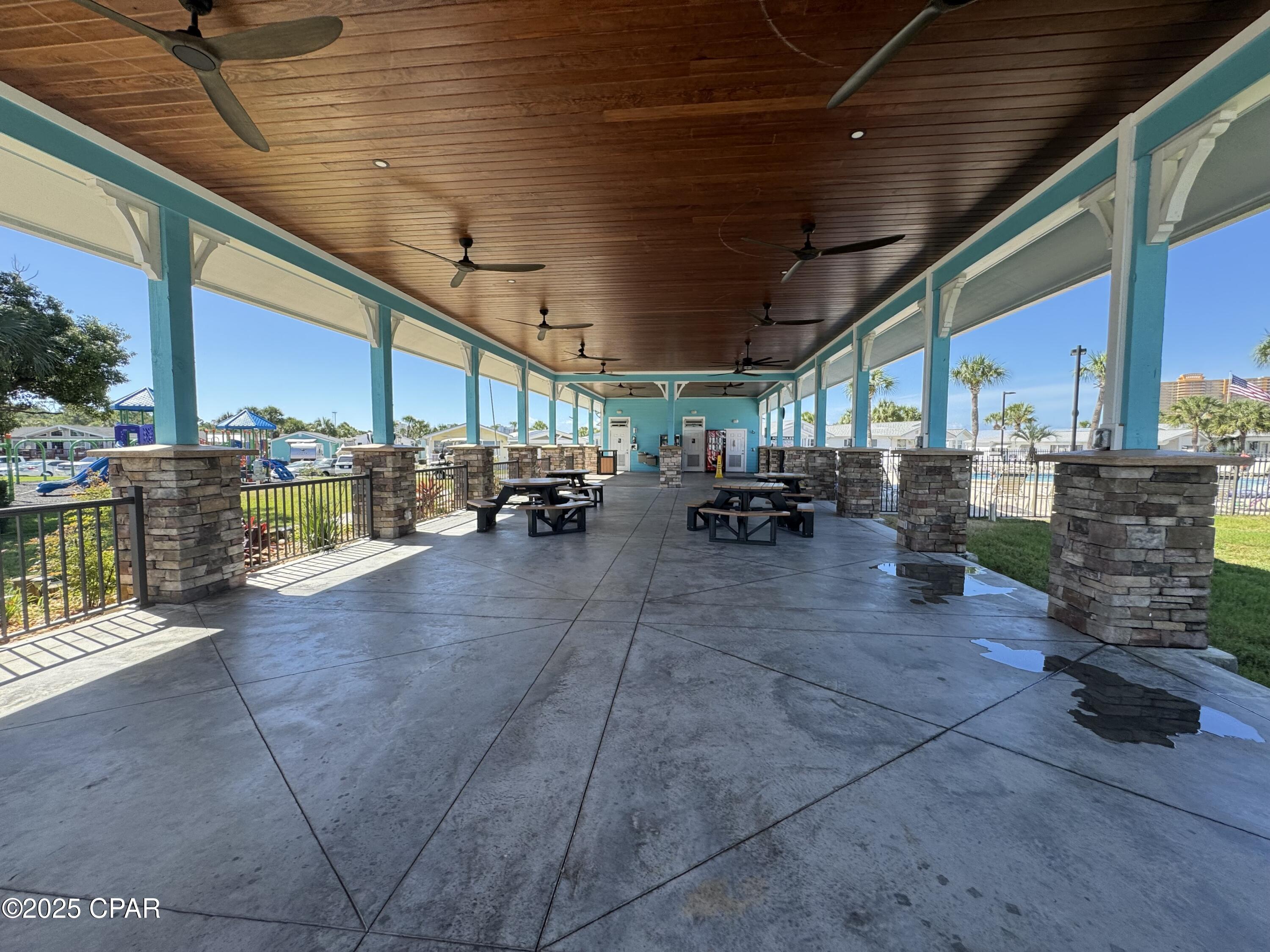 Image 81 For 001 Dolphin Lane