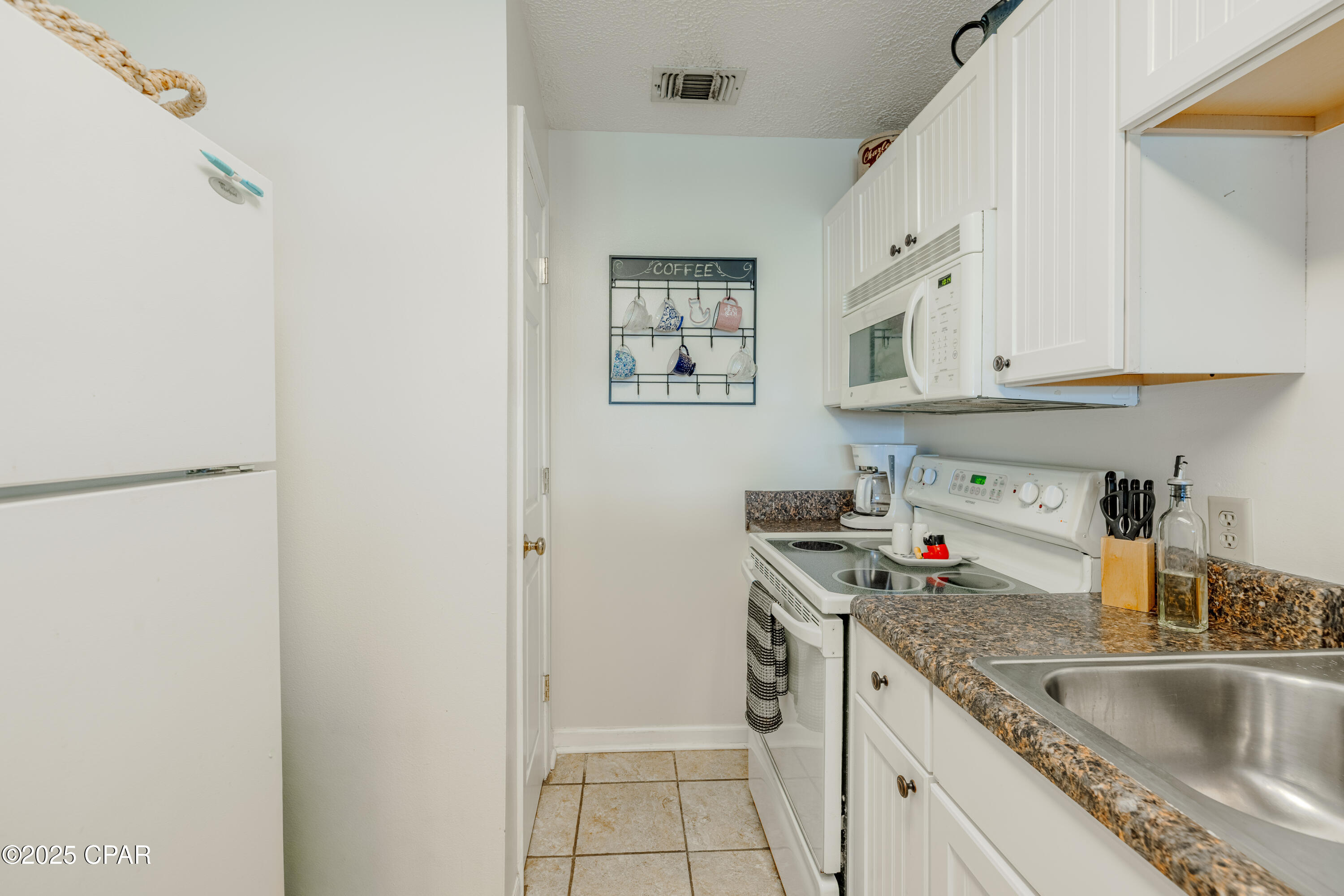 Image 20 For 18912 Front Beach Road 202