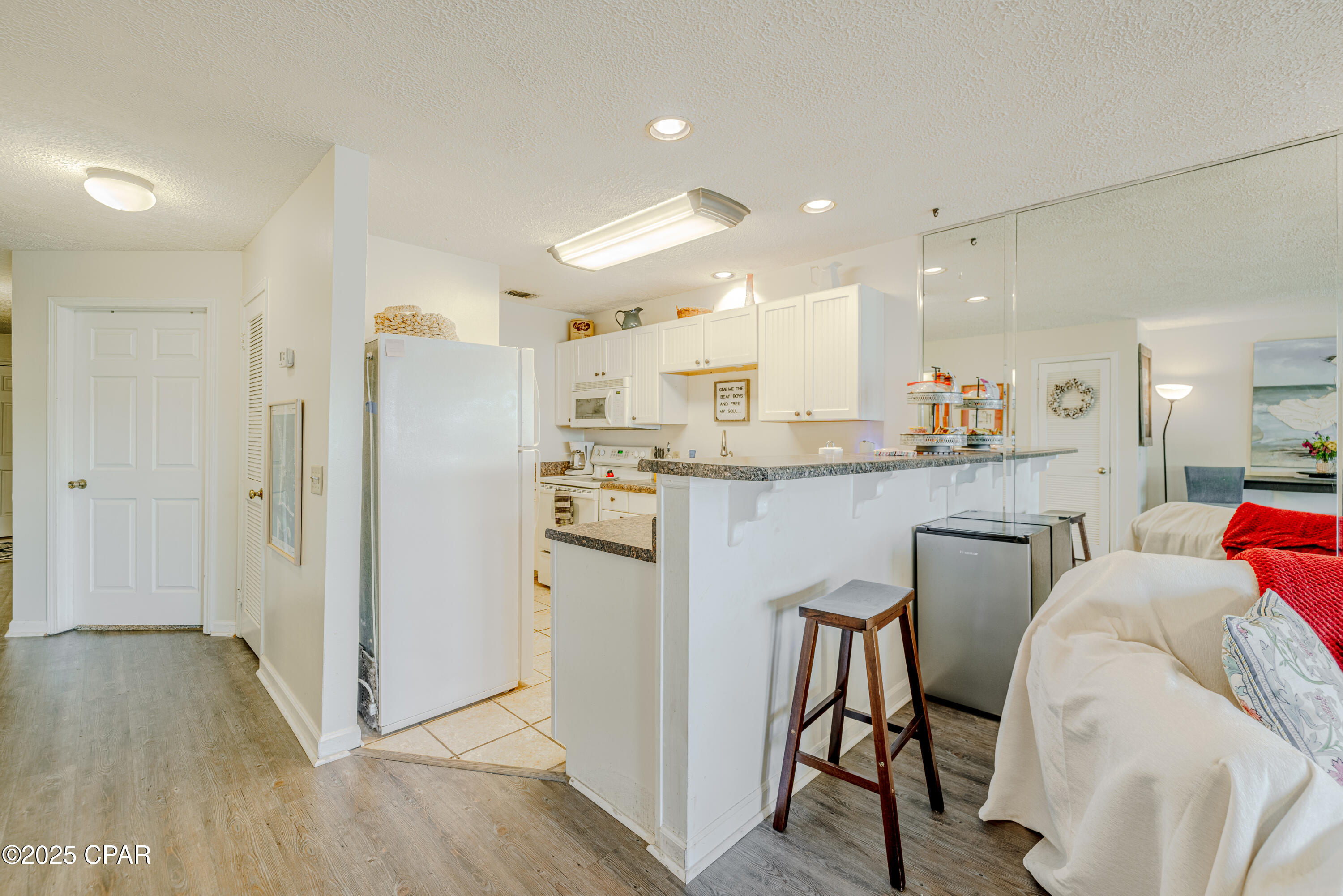 Image 23 For 18912 Front Beach Road 202