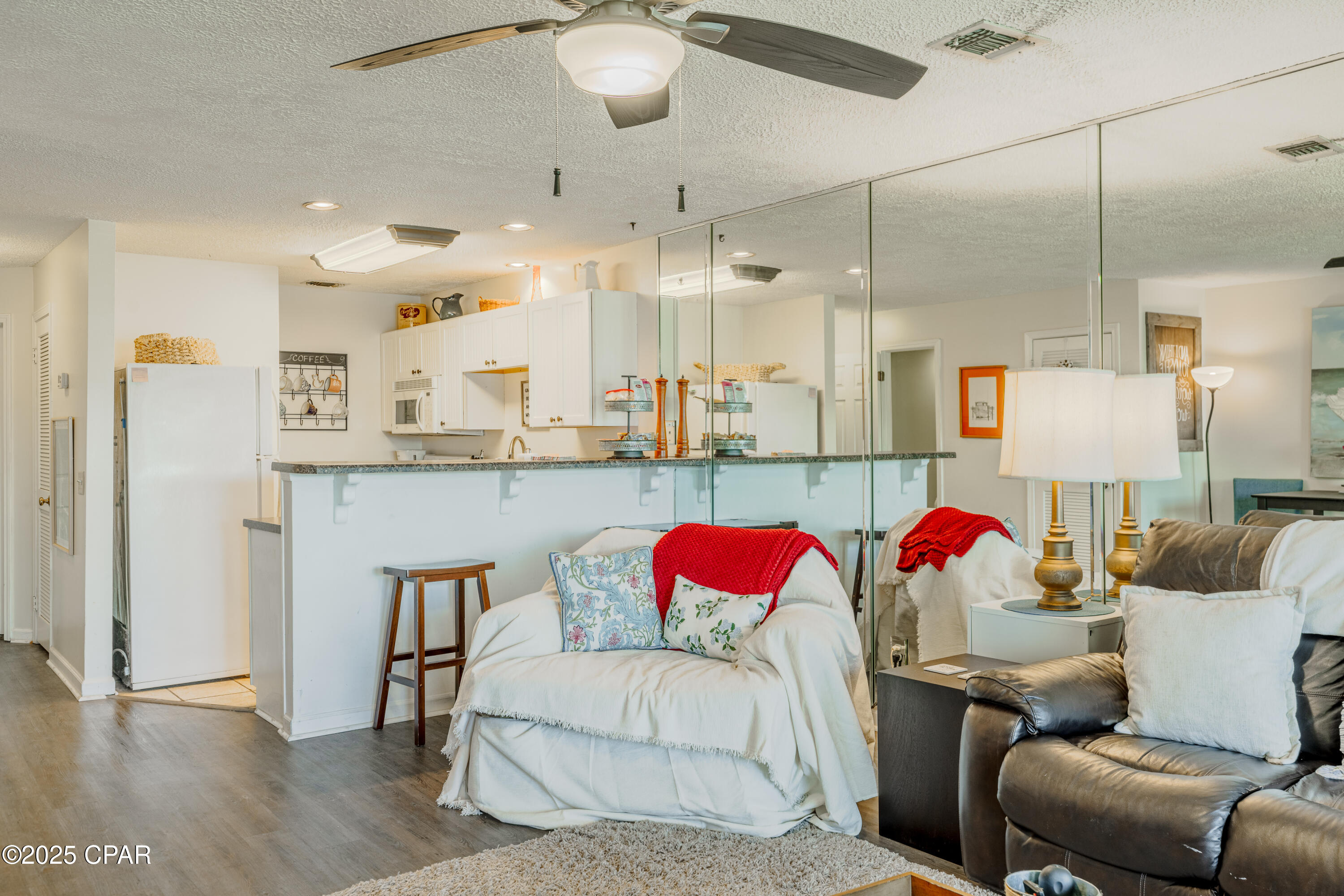 Image 24 For 18912 Front Beach Road 202