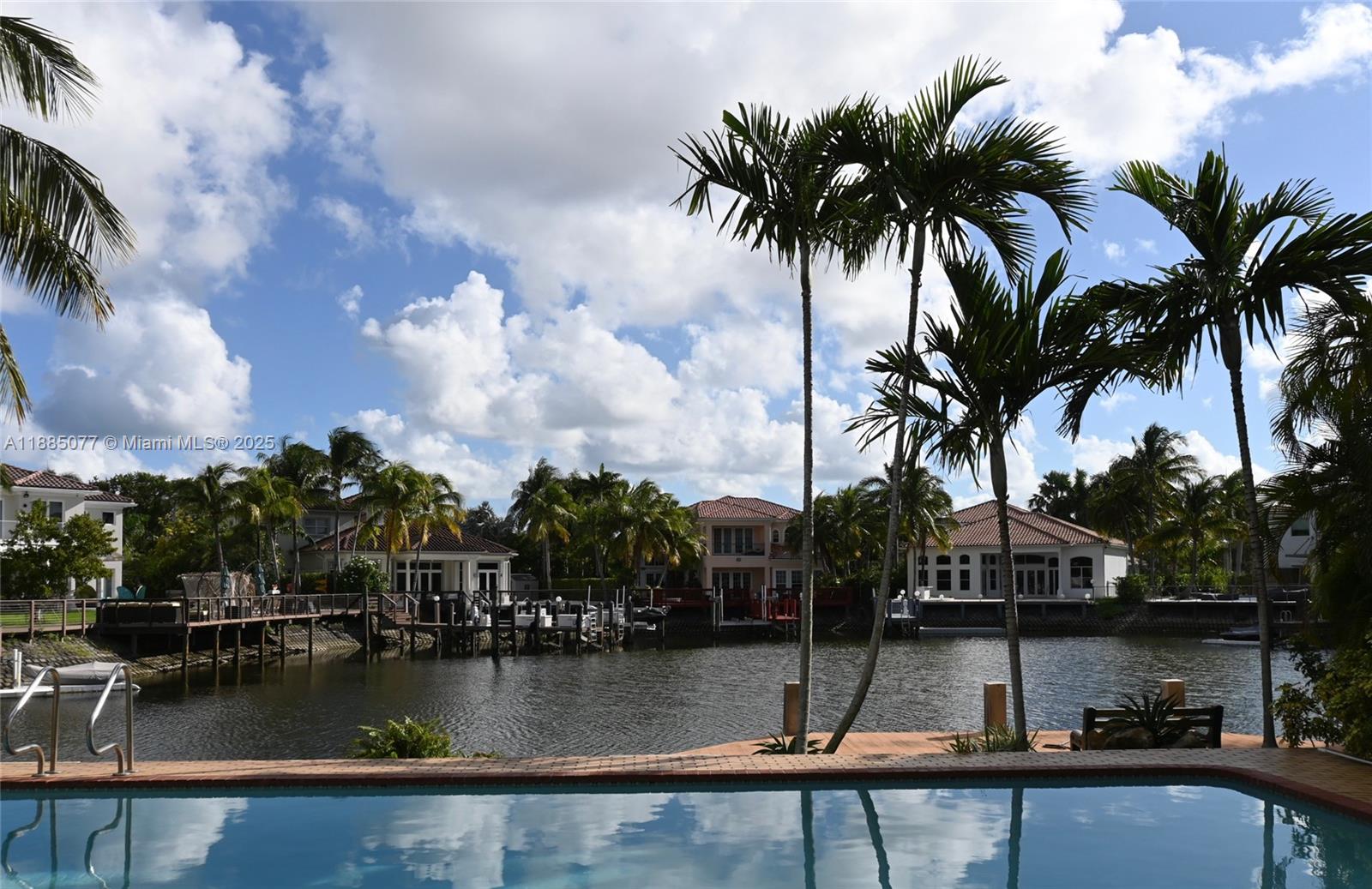 Hollywood Golf Estates Se