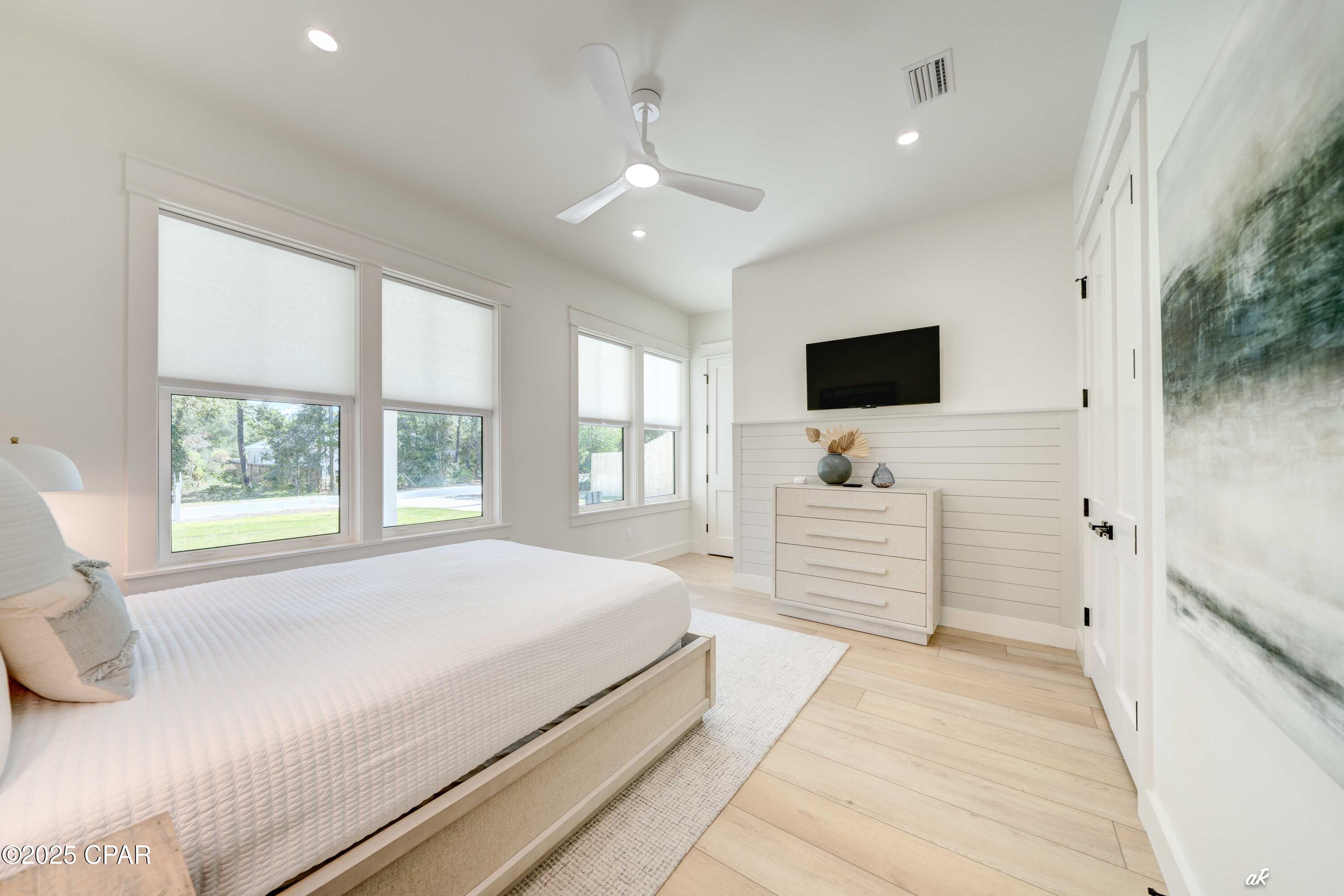 Image 33 For 253 Walton Lakeshore Drive