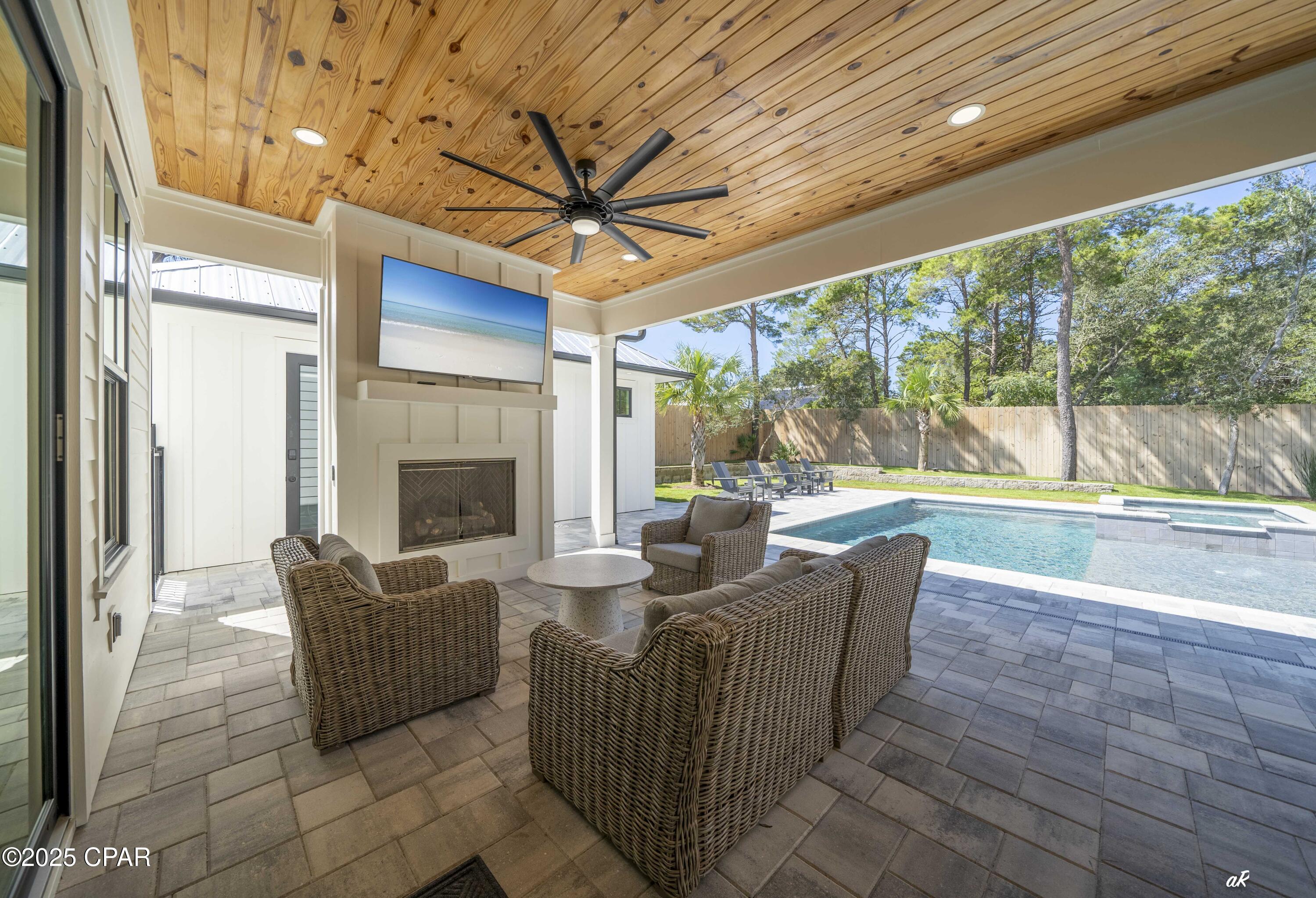 Image 63 For 253 Walton Lakeshore Drive