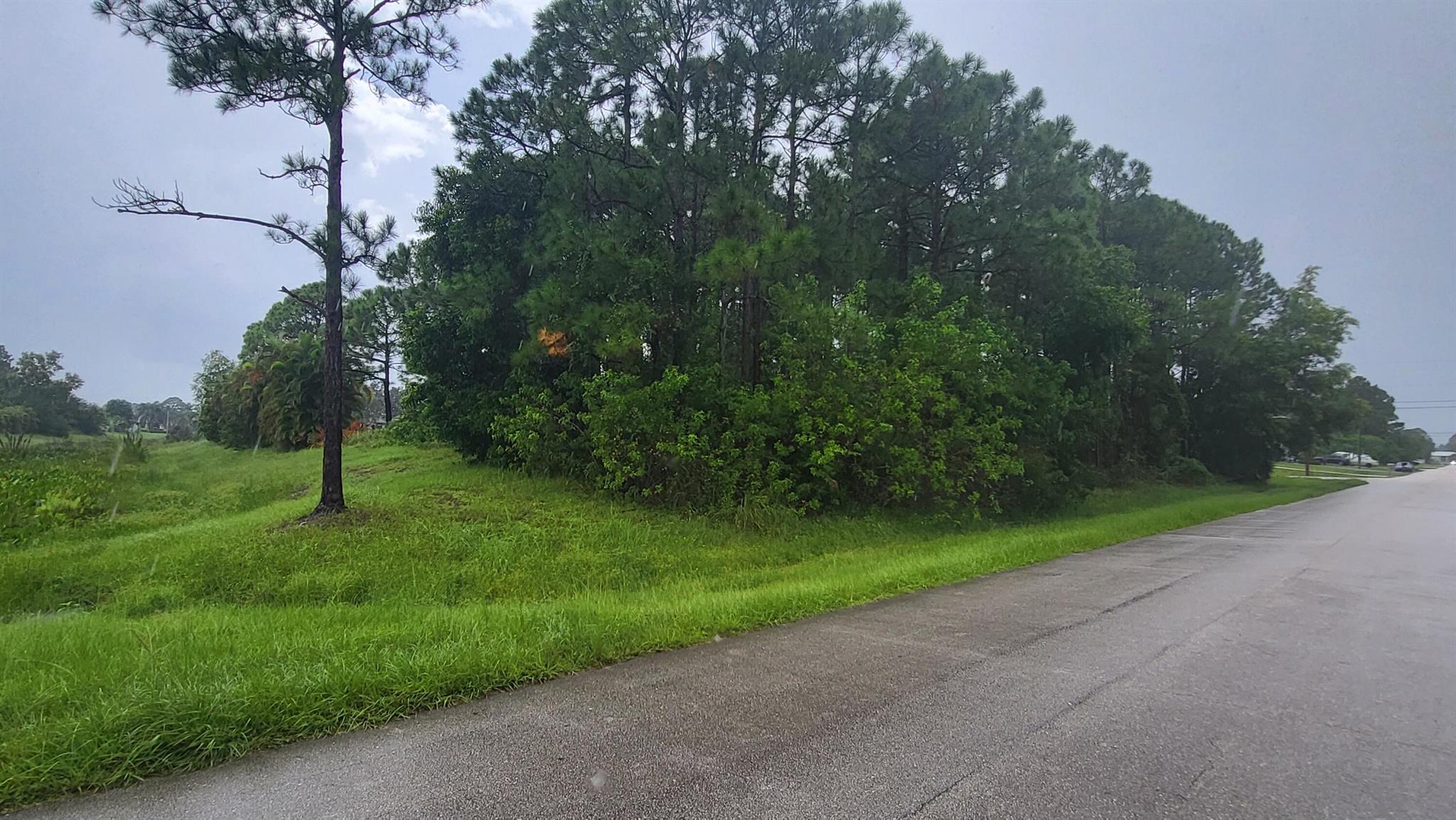 Homes for sale in Port St Lucie, FL | 5928 Nw Wesley Road, Port St Lucie, FL 34986 | MLS# R11127032