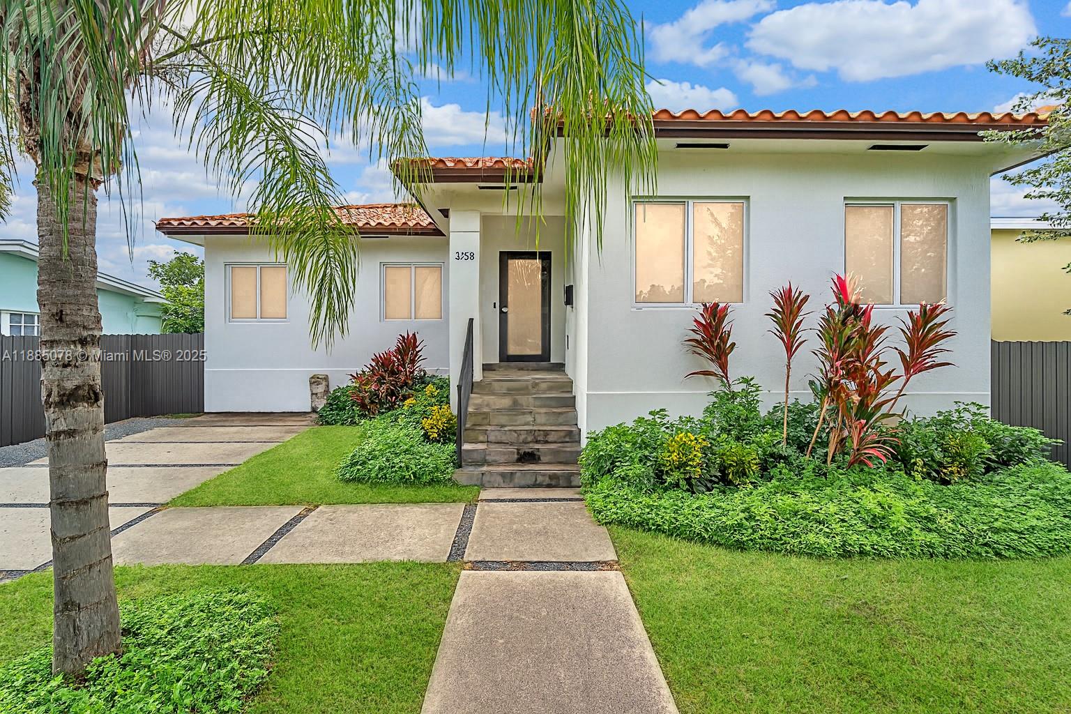 Grapeland Heights Sec 2