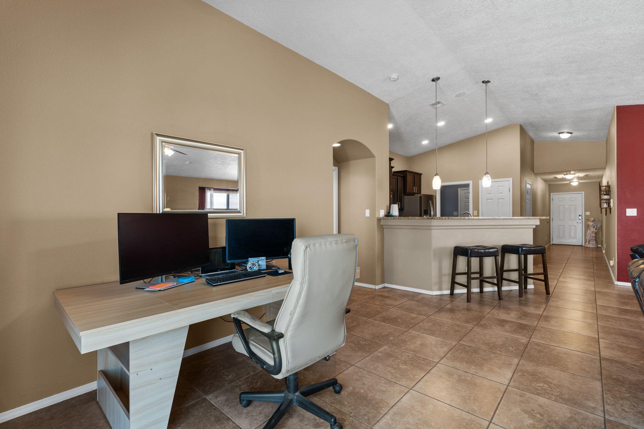 1610 CAMINO RUSTICA SW Home Office