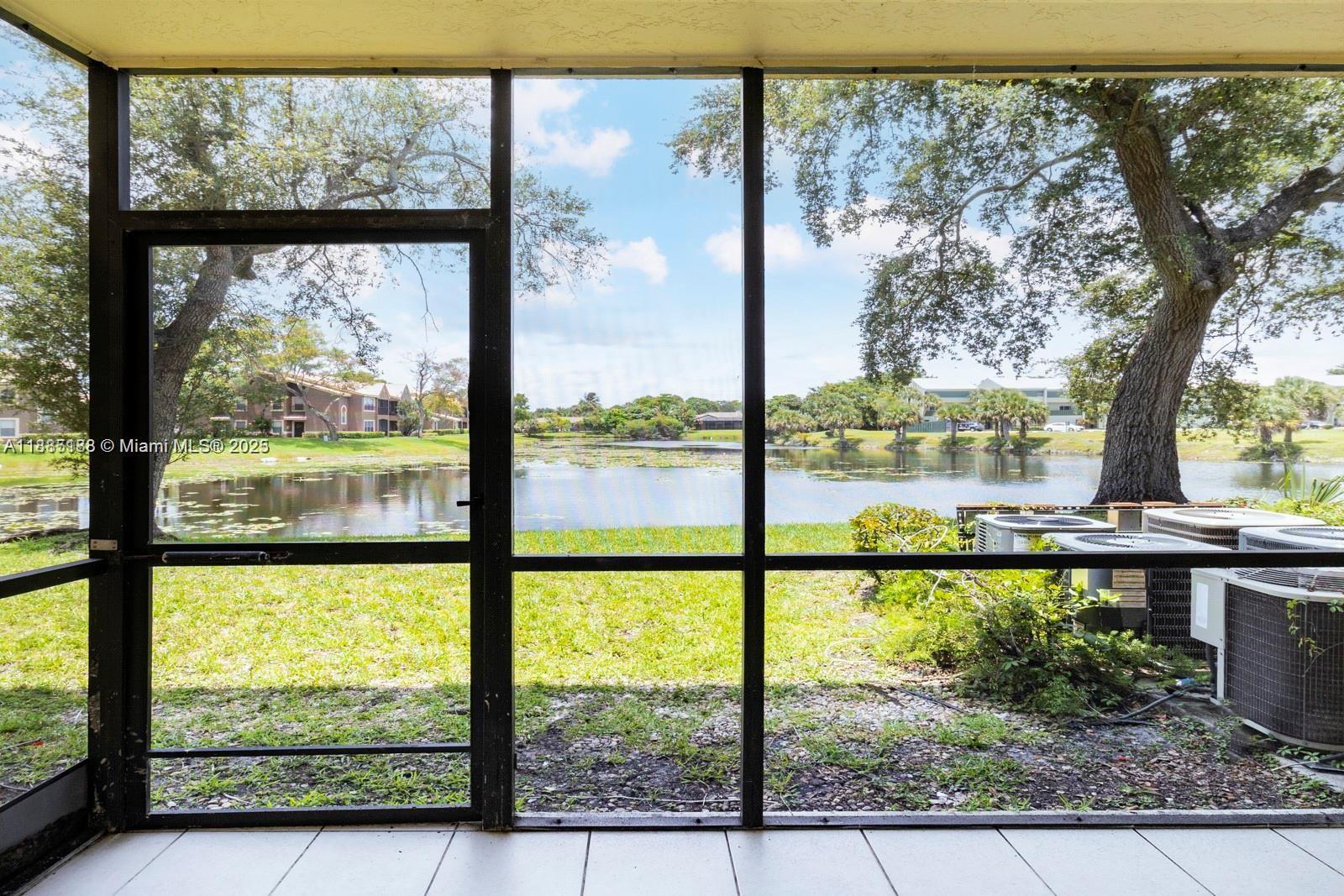 Island Club At Coral Spri