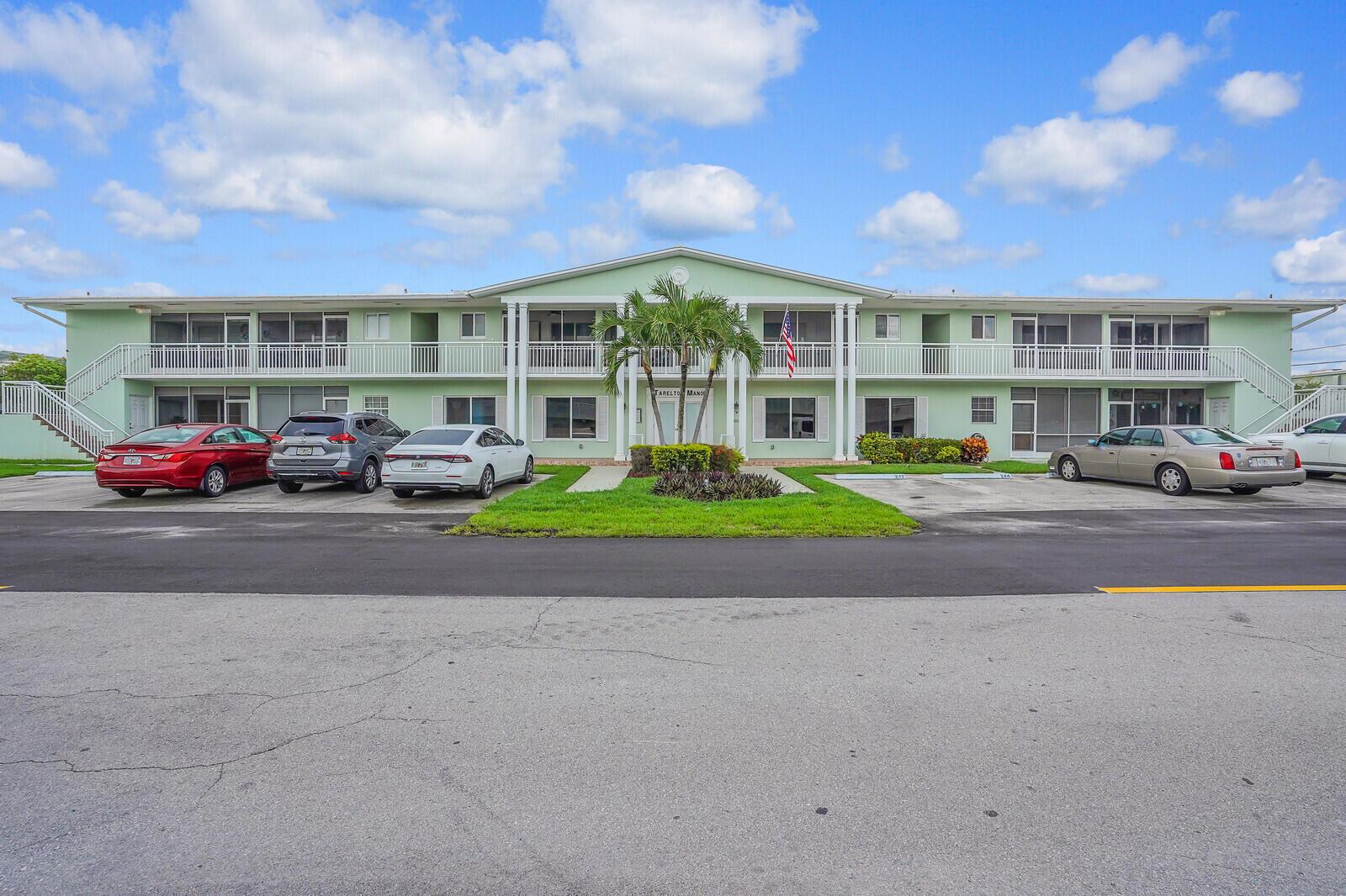 Homes for sale in Lighthouse Point, FL | 2100 Ne 38th Street #111, Lighthouse Point, FL 33064 | MLS# R11127066