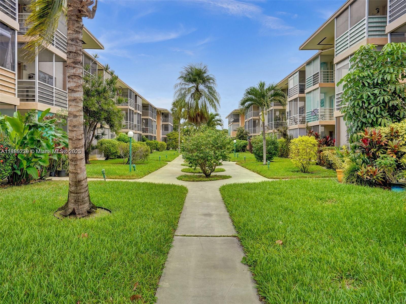 1395-ne-167th-st-315-miami-fl-33162/hzid_43fea889