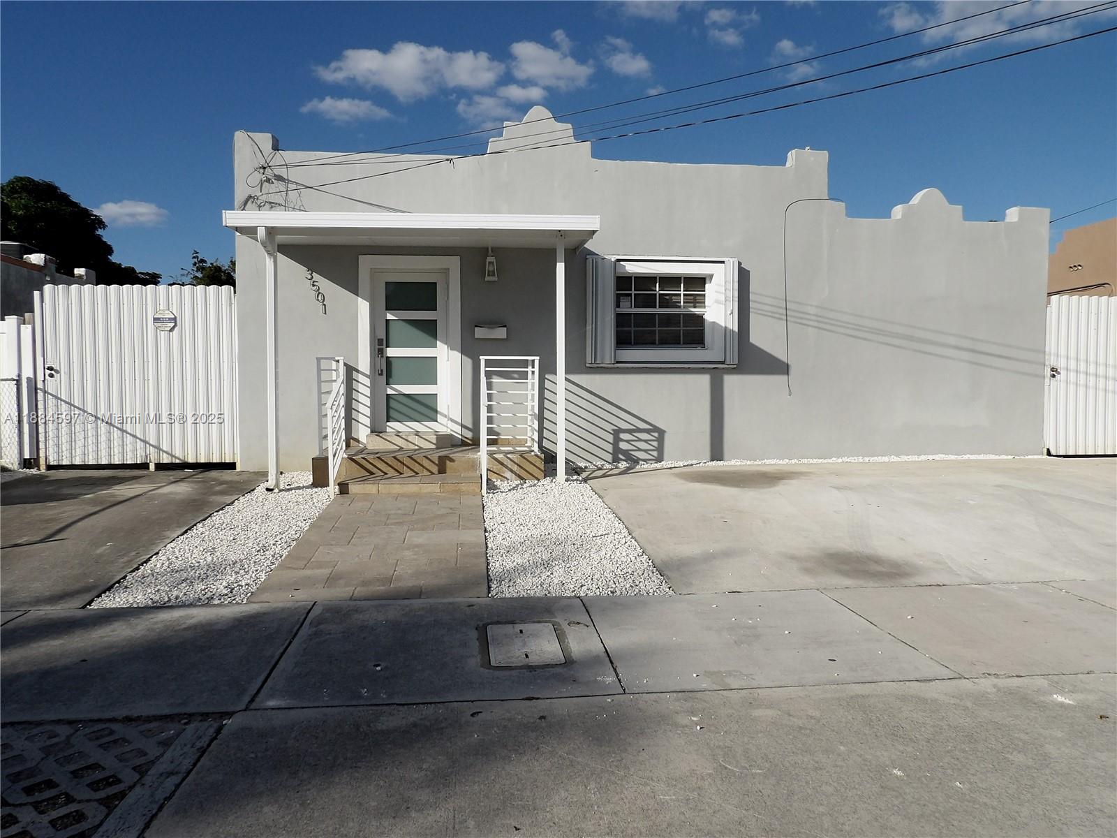 Grapeland Heights Sec 2