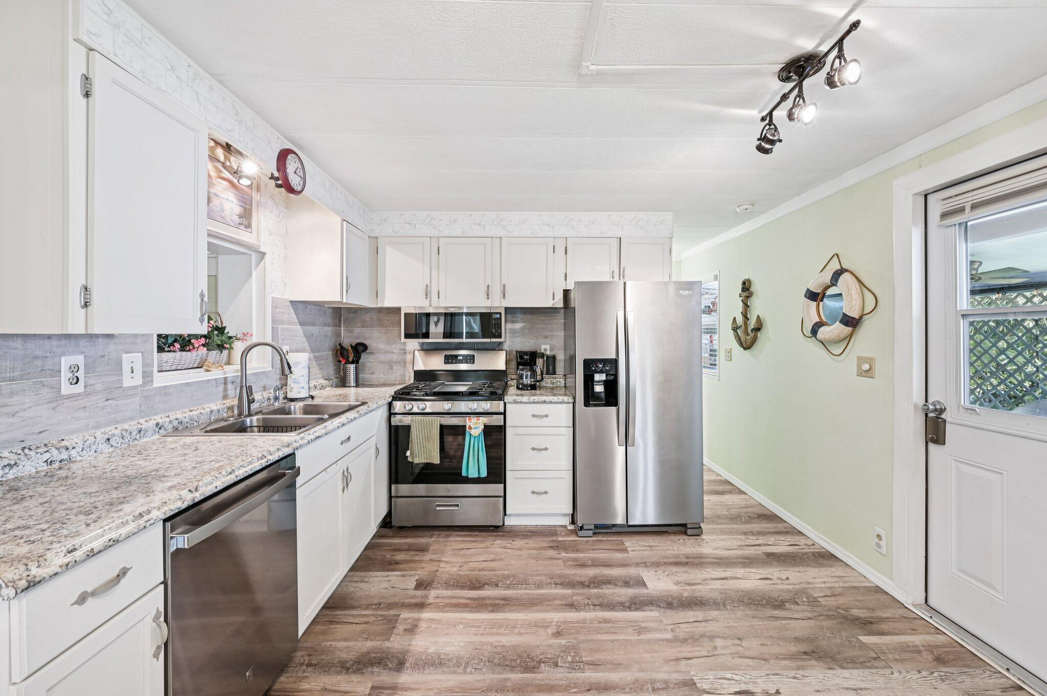 Homes for sale in Jensen Beach, FL | 4756 Ne Blue Heron Lane, Jensen Beach, FL 34957 | MLS# R11127092