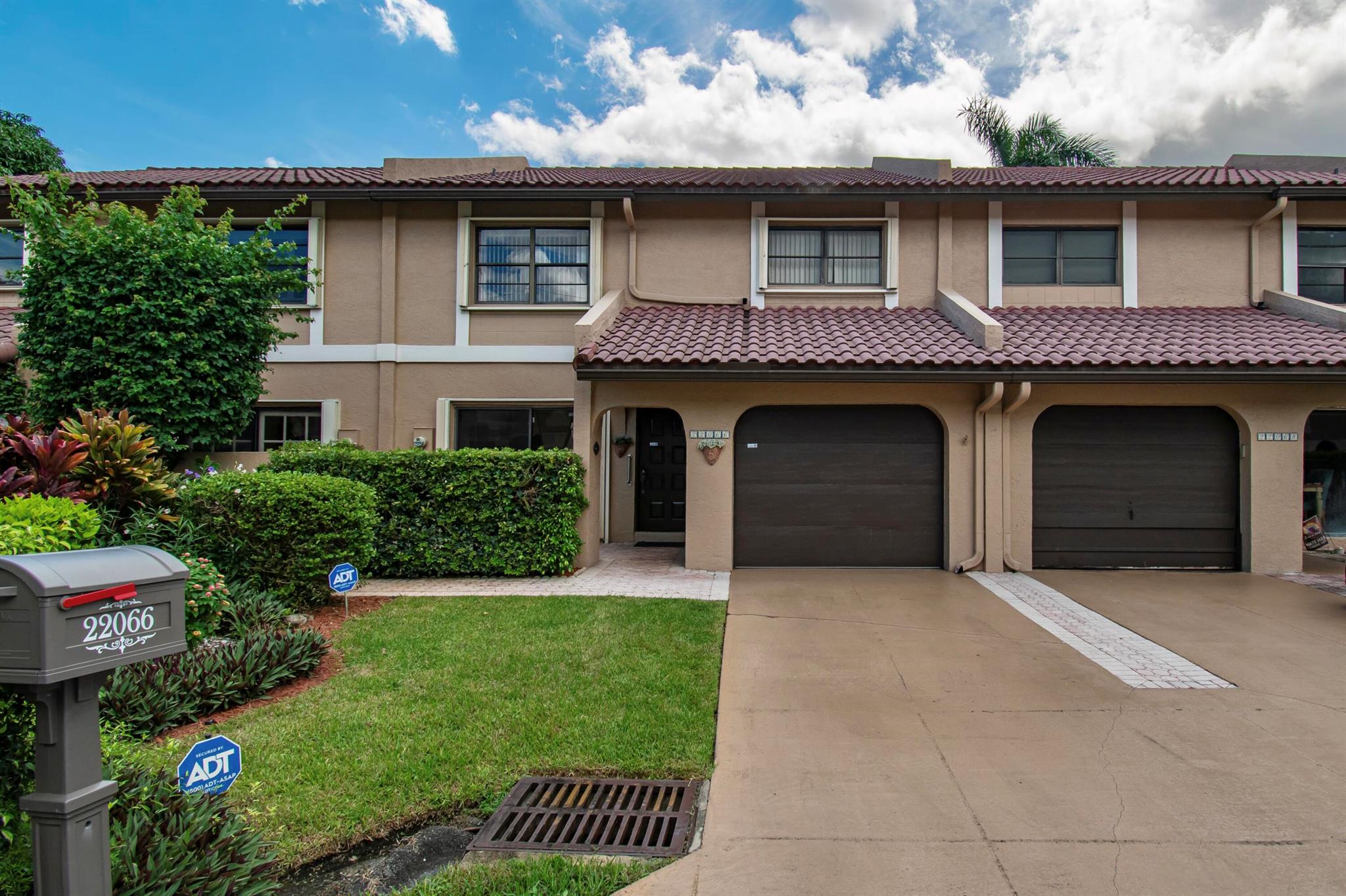 Homes for sale in Boca Raton, FL | 22066 Las Brisas Circle, Boca Raton, FL 33433 | MLS# R11127118