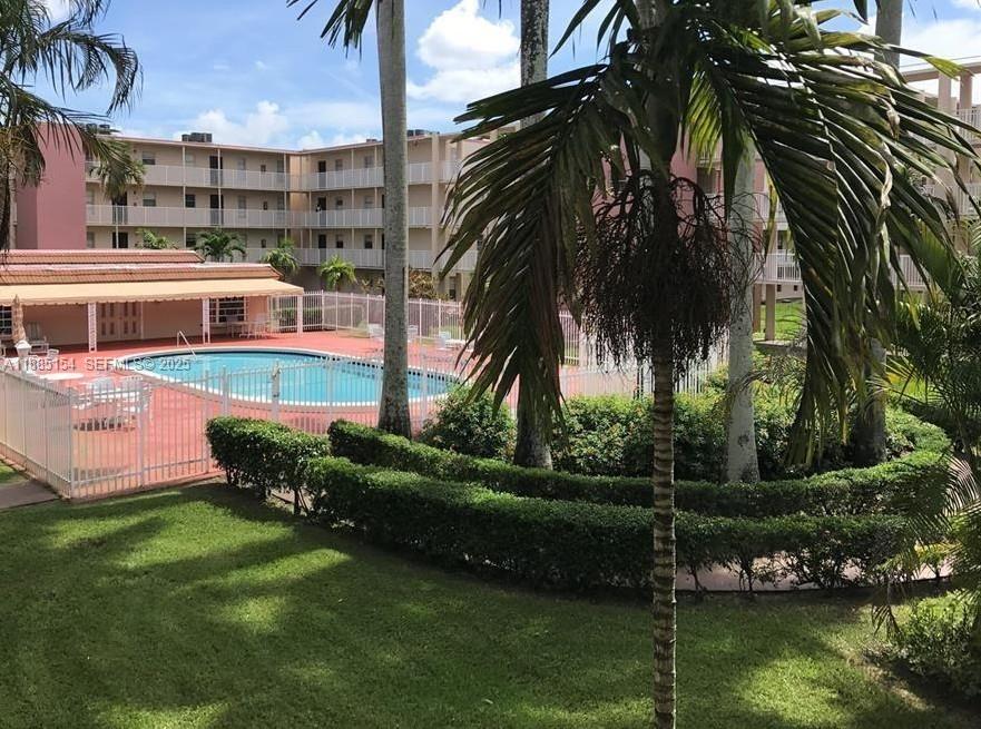 Brookfield Square Condo