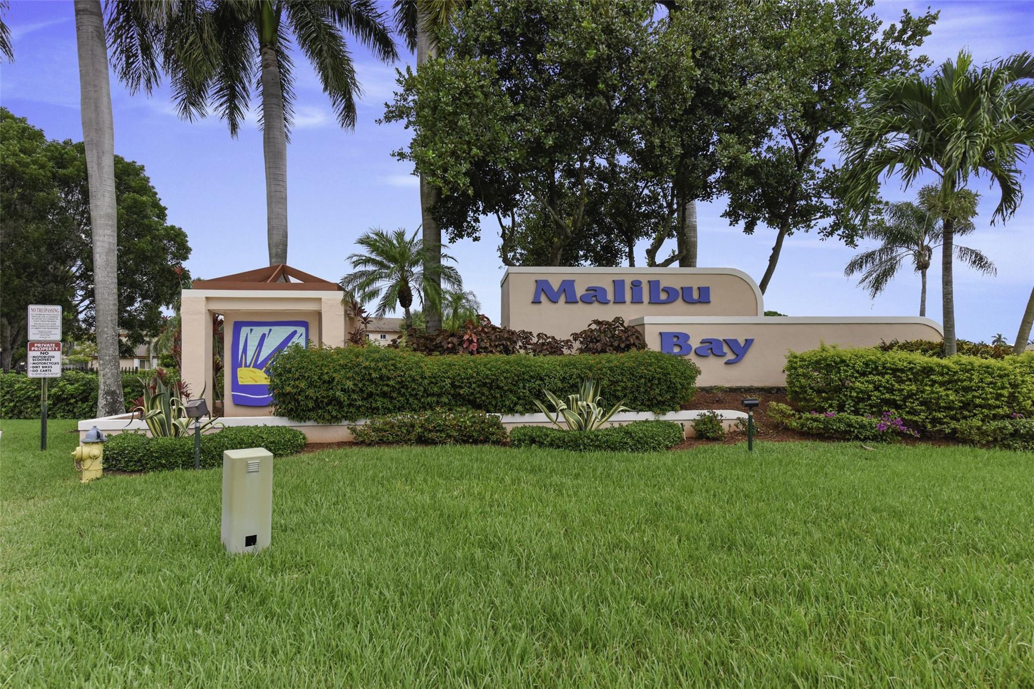 Homes for sale in Pembroke Pines, FL | 881 Nw 208th Dr, Pembroke Pines, FL 33029 | MLS# R11127151