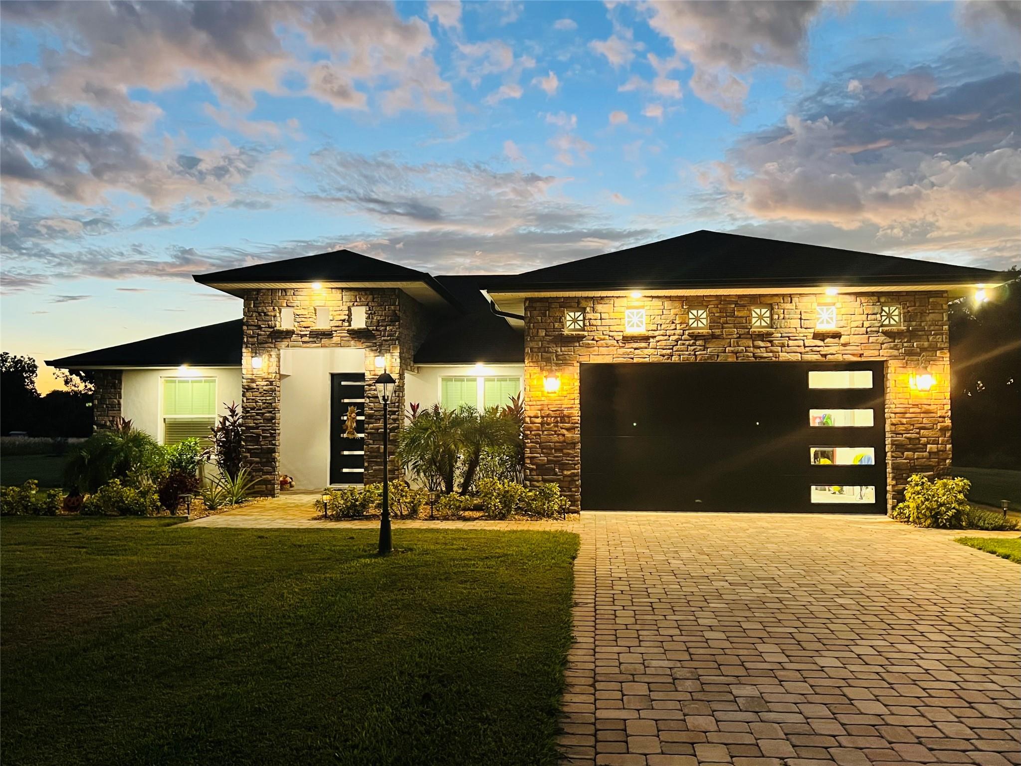 Homes for sale in Lake Placid, FL | 2029 Jack Creek Dr, Lake Placid, FL 33852 | MLS# F10528646