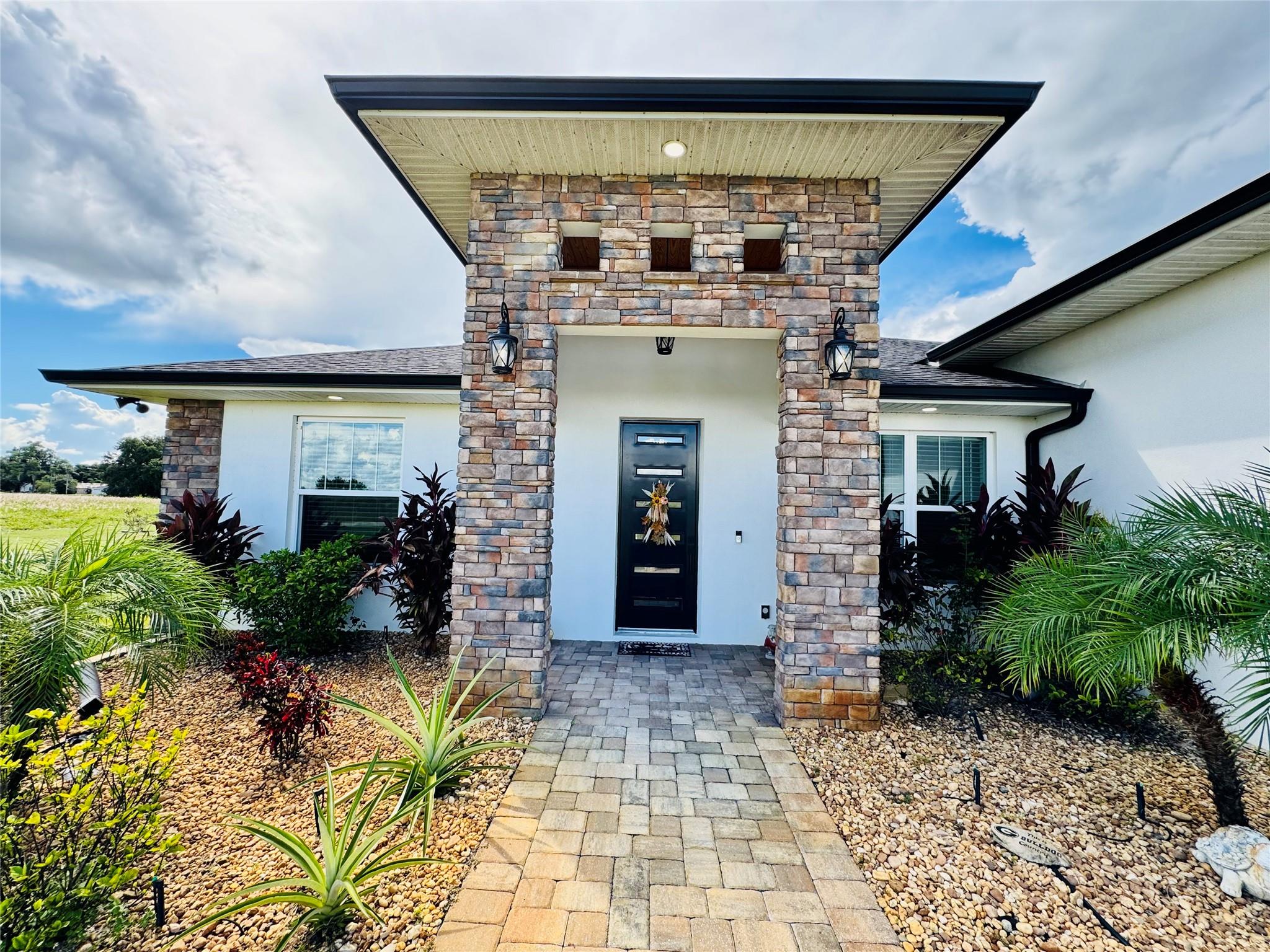 Homes for sale in Lake Placid, FL | 2029 Jack Creek Dr, Lake Placid, FL 33852 | MLS# F10528646