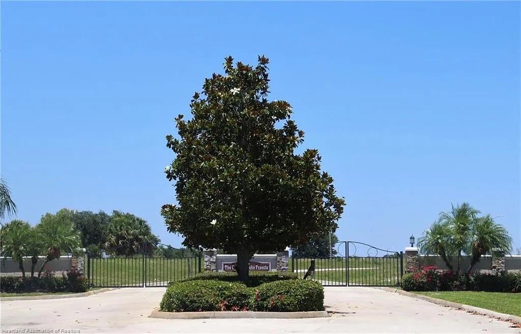 Homes for sale in Lake Placid, FL | 2029 Jack Creek Dr, Lake Placid, FL 33852 | MLS# F10528646