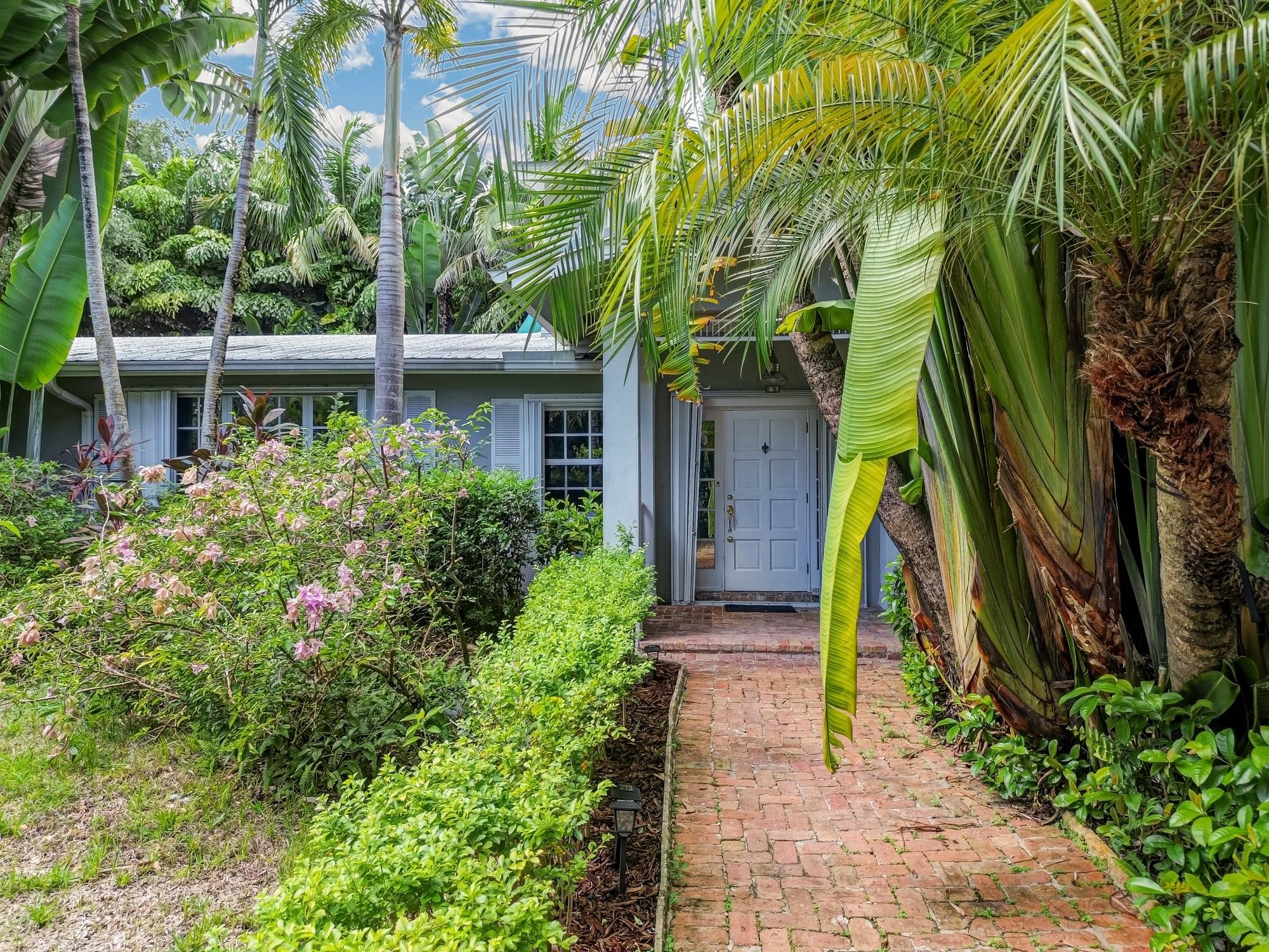 Homes for sale in Pinecrest, FL | 12700 Sw 72Nd Ave, Pinecrest, FL 33156 | MLS# F10527015