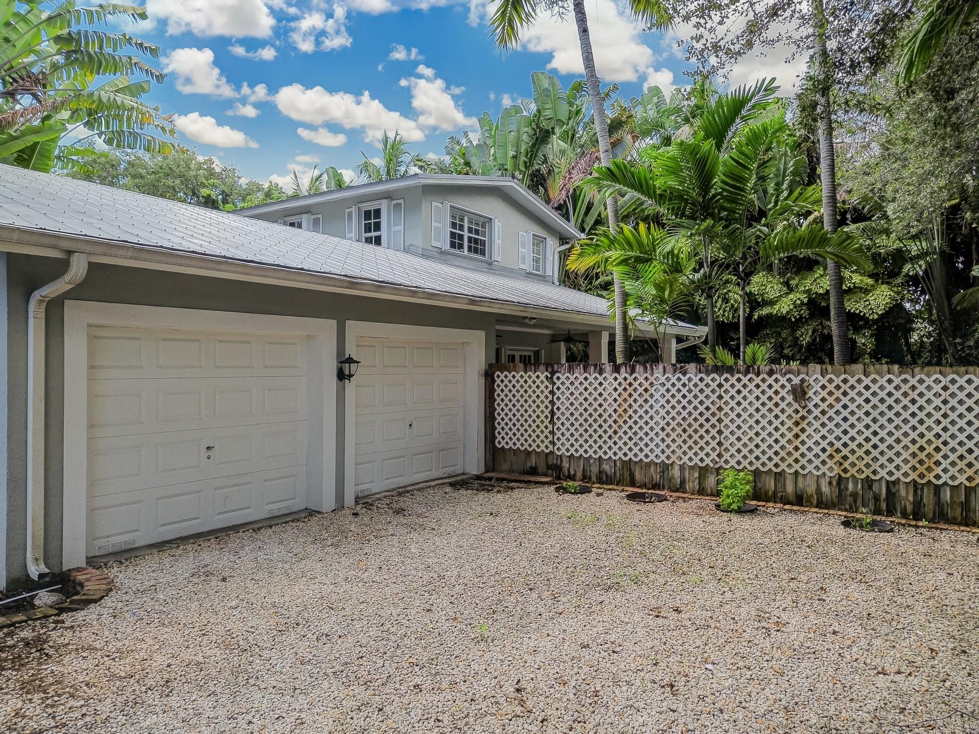 Homes for sale in Pinecrest, FL | 12700 Sw 72Nd Ave, Pinecrest, FL 33156 | MLS# F10527015