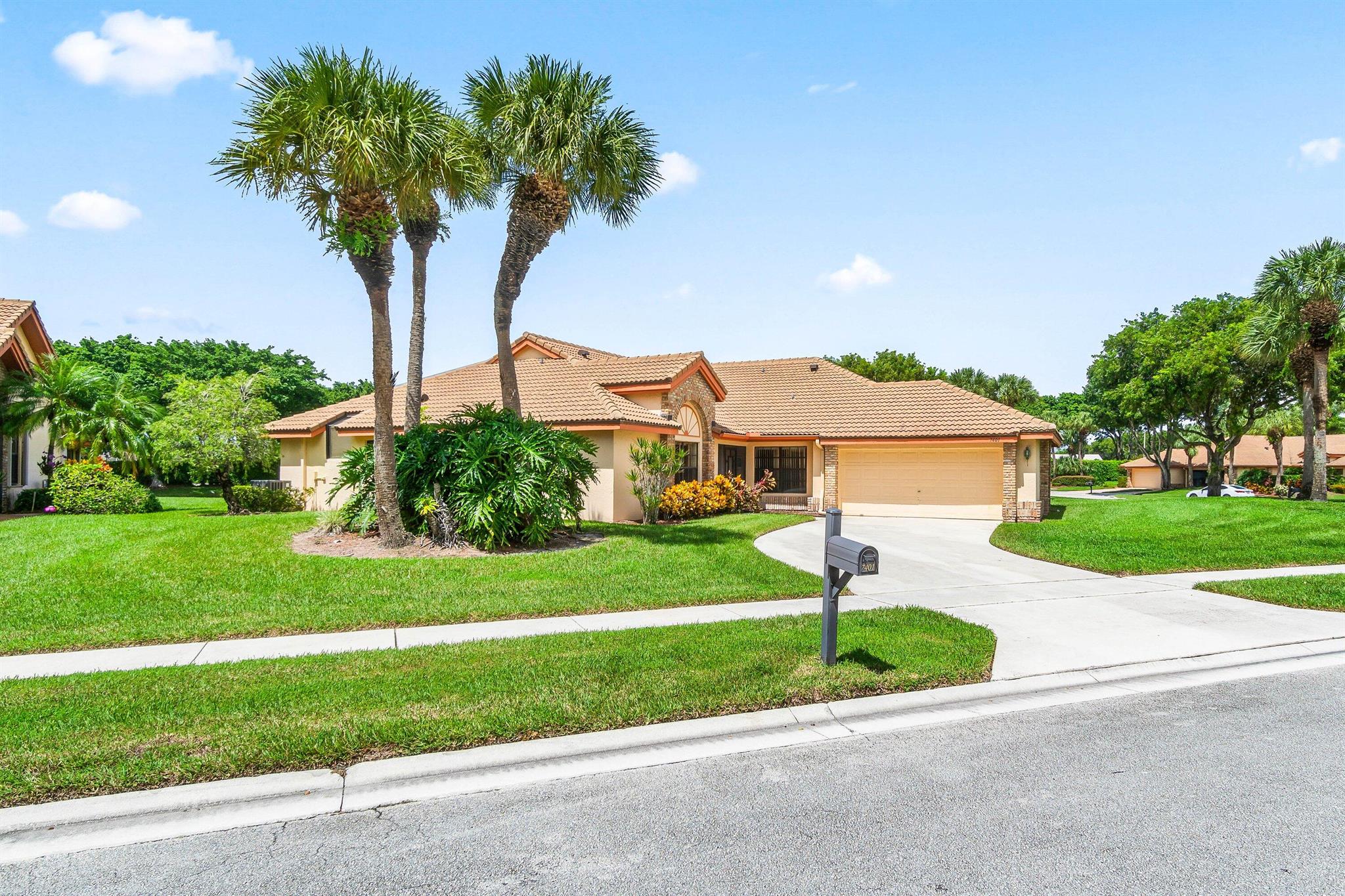 Homes for sale in Boynton Beach, FL | 7401 Hearth Stone Avenue, Boynton Beach, FL 33472 | MLS# R11127179