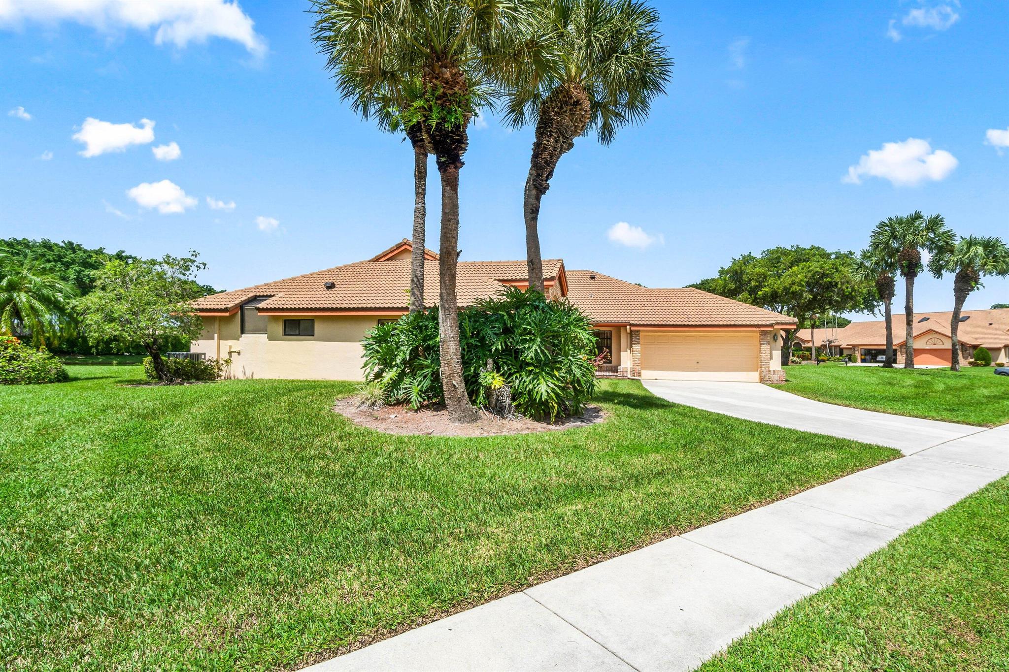 Homes for sale in Boynton Beach, FL | 7401 Hearth Stone Avenue, Boynton Beach, FL 33472 | MLS# R11127179