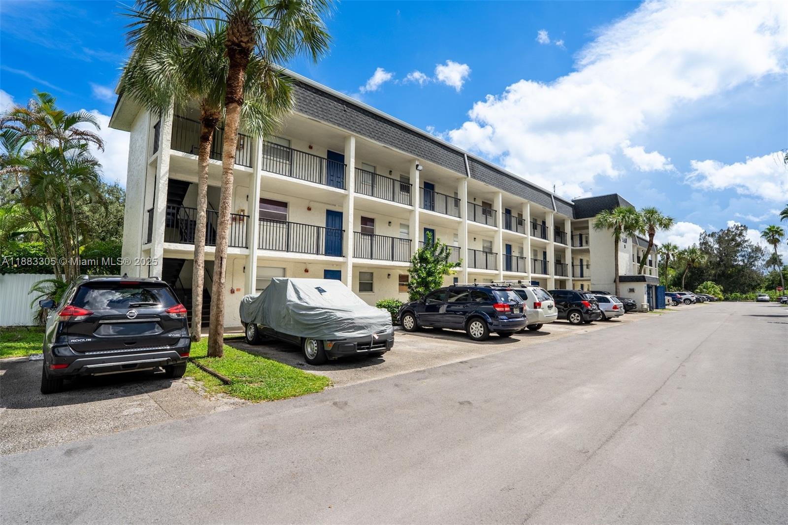 5090 SW 64th Ave 206