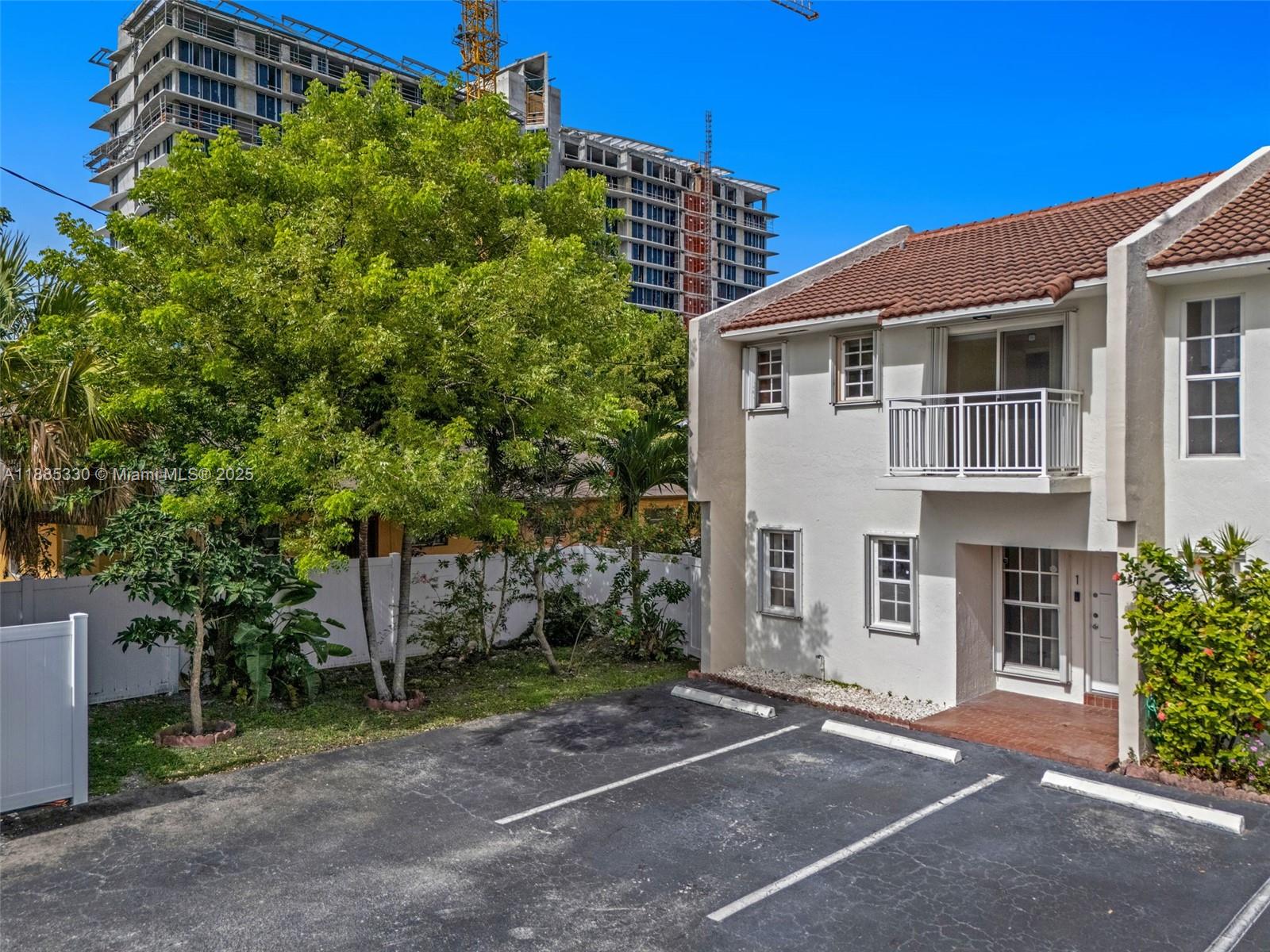 Homes for sale in North Miami Beach, FL | 2050 Ne 140Th St #1, North Miami Beach, FL 33181 | MLS# A11885330