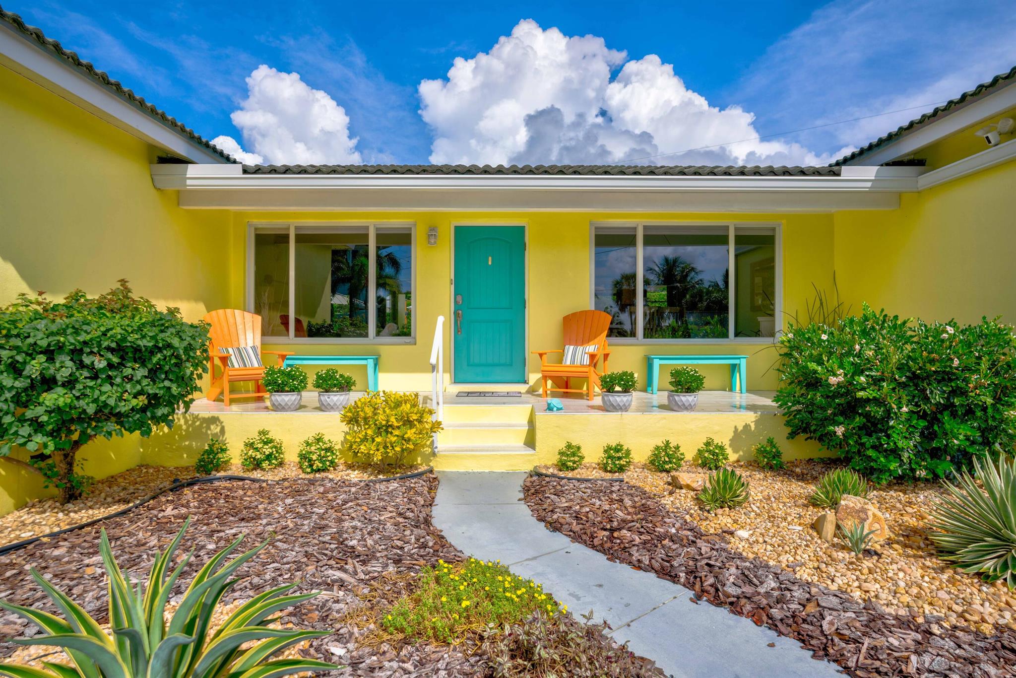 Homes for sale in Juno Beach, FL | 333 Ocean Dr, Juno Beach, FL 33408 | MLS# R11127210