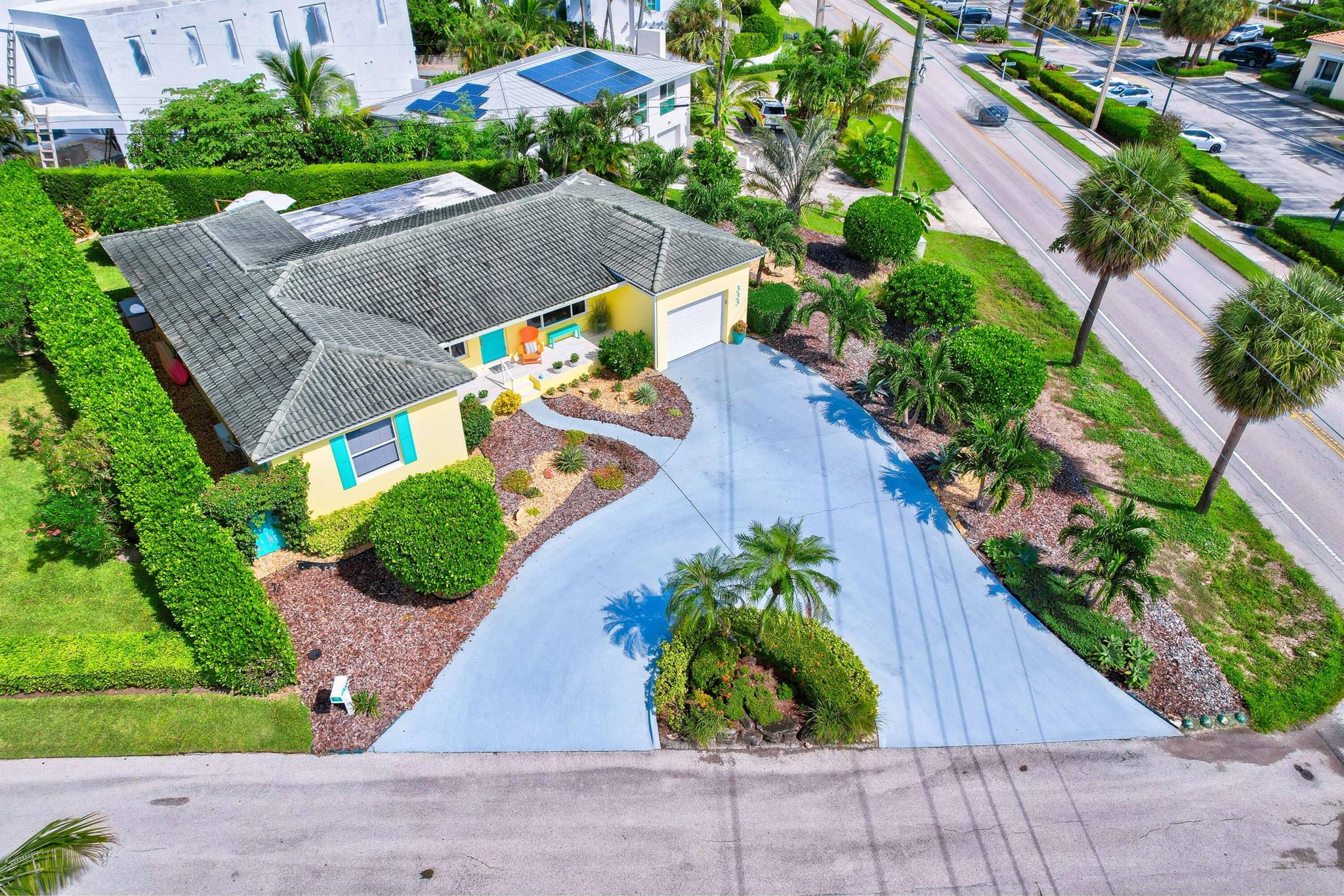 Homes for sale in Juno Beach, FL | 333 Ocean Dr, Juno Beach, FL 33408 | MLS# R11127210