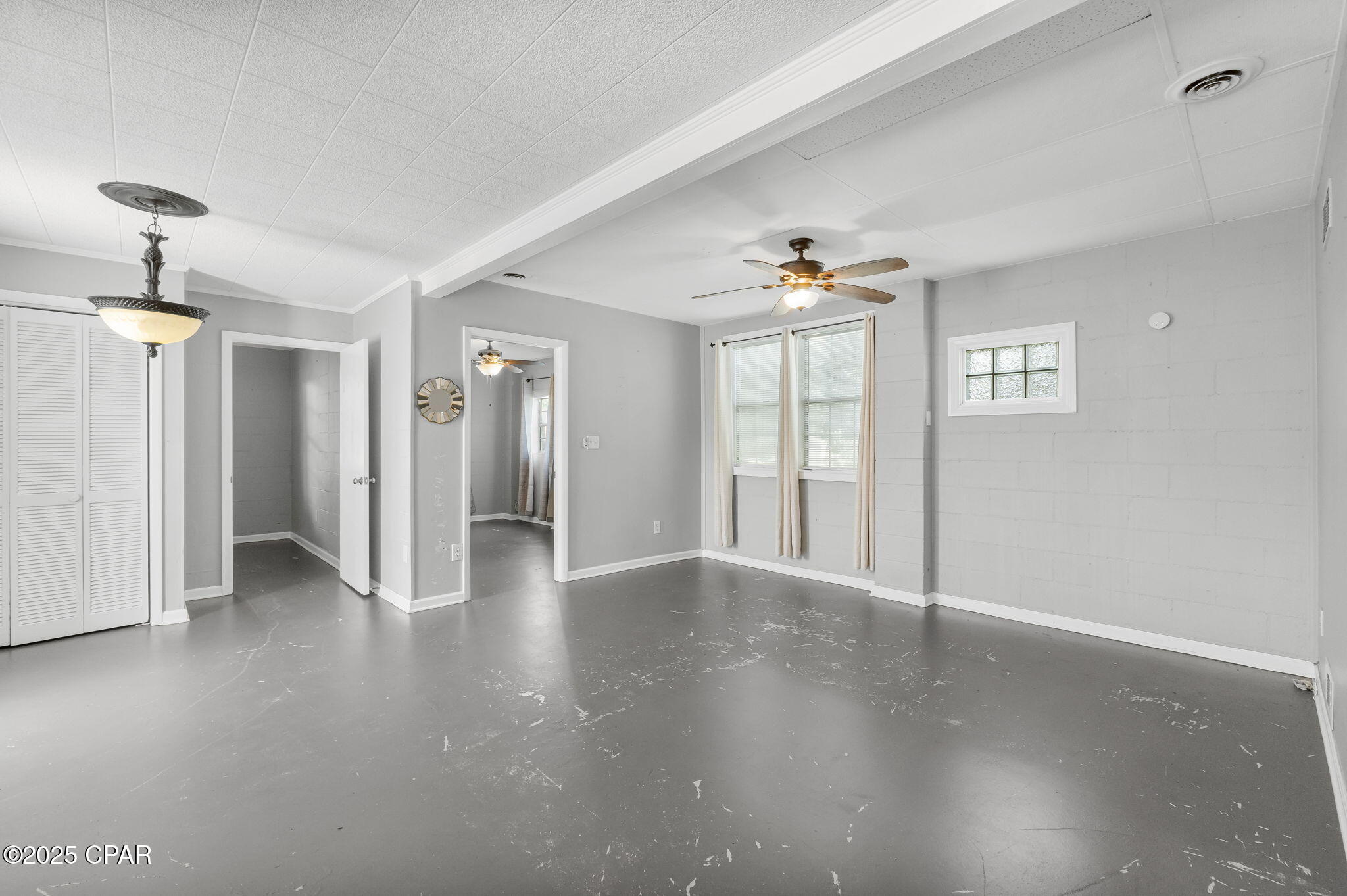 Image 30 For 22107 Bataan Avenue