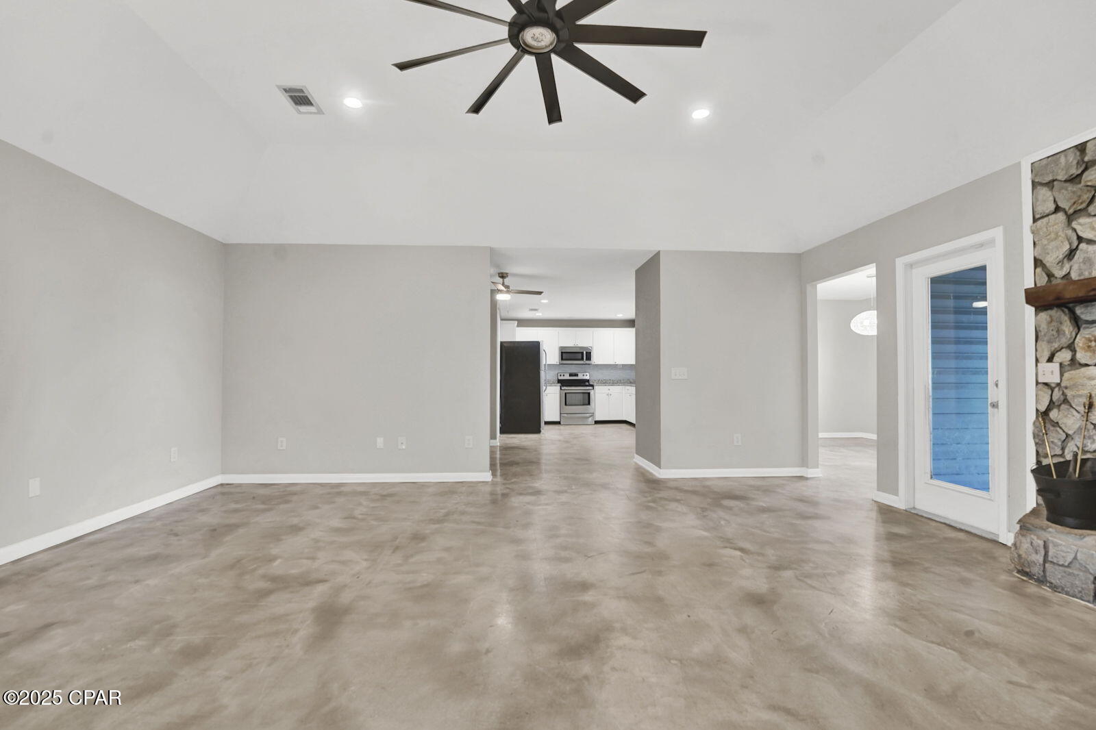 Image 11 For 4717 Star Avenue