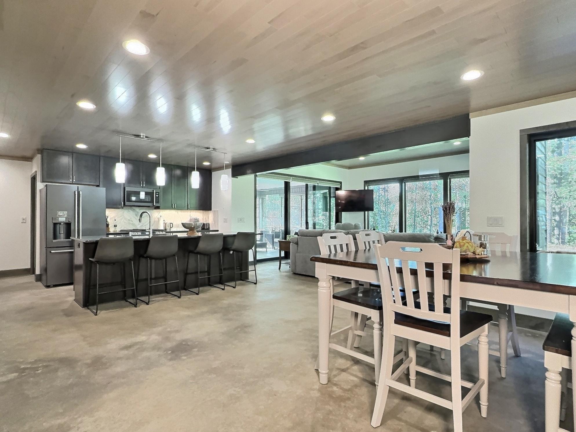 River Property Property 1369 Riverview Dr Photo 6